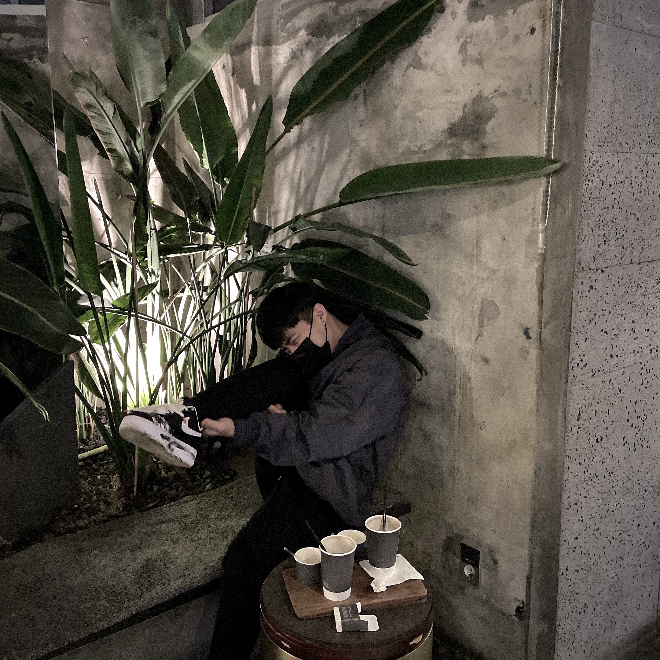 Nike x Peaceminusone Air Force 1 Low Para-Noise, Nike x Stussy Windrunner Jacket Off Noir 착용 스타일