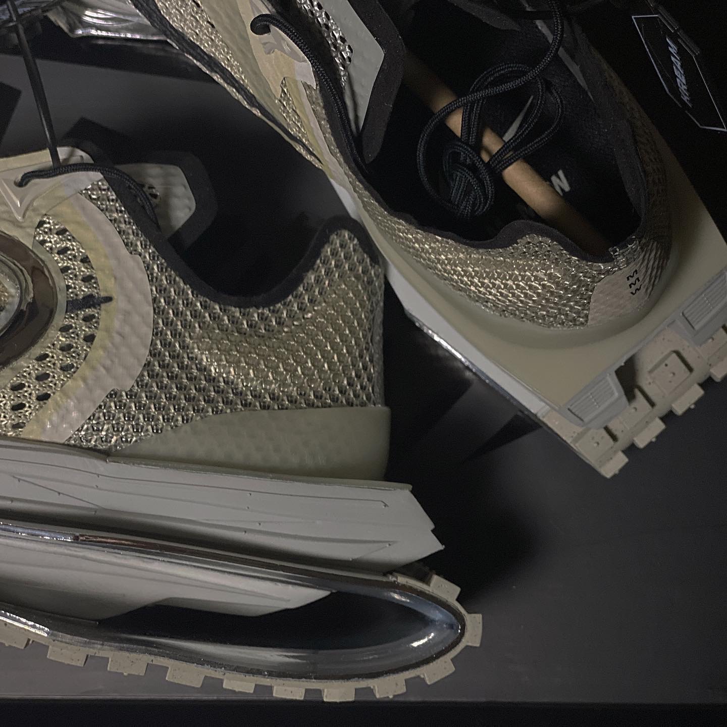 Nike x Matthew M Williams Zoom 004 Stone 착용 스타일 - 3