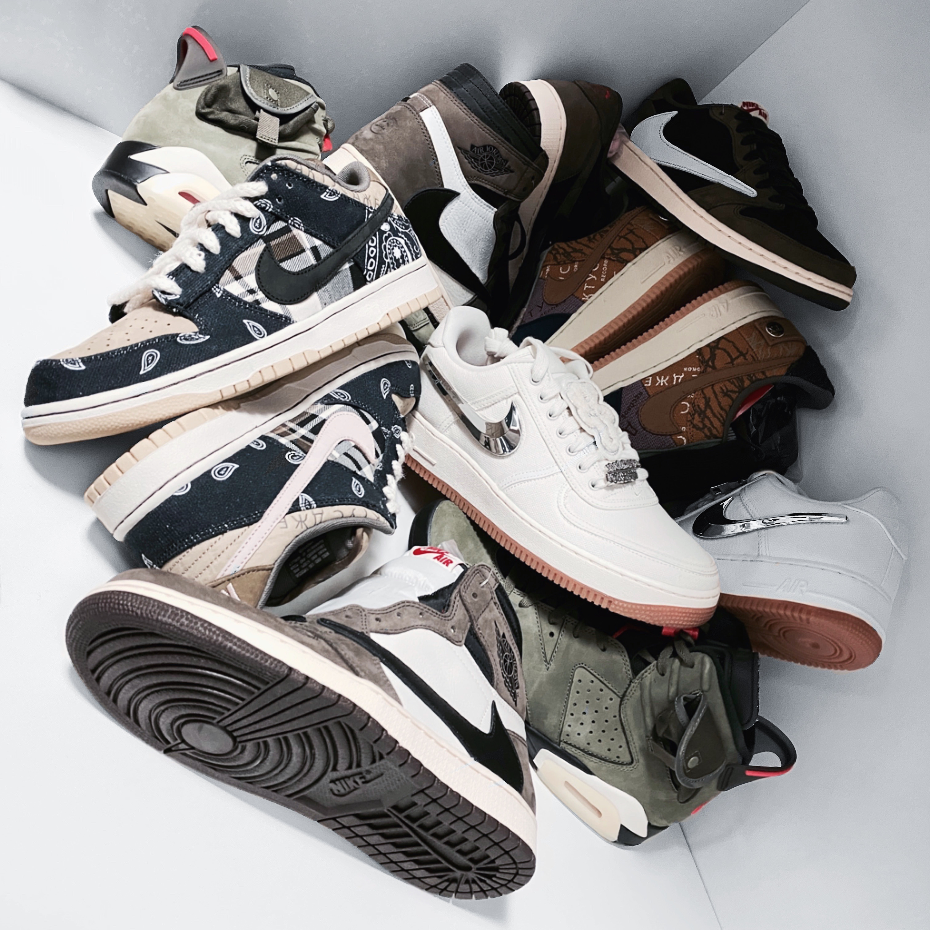 Jordan 1 x Travis Scott Retro High OG SP Mocha, Jordan 1 x Travis Scott Retro Low OG SP Mocha 착용 스타일