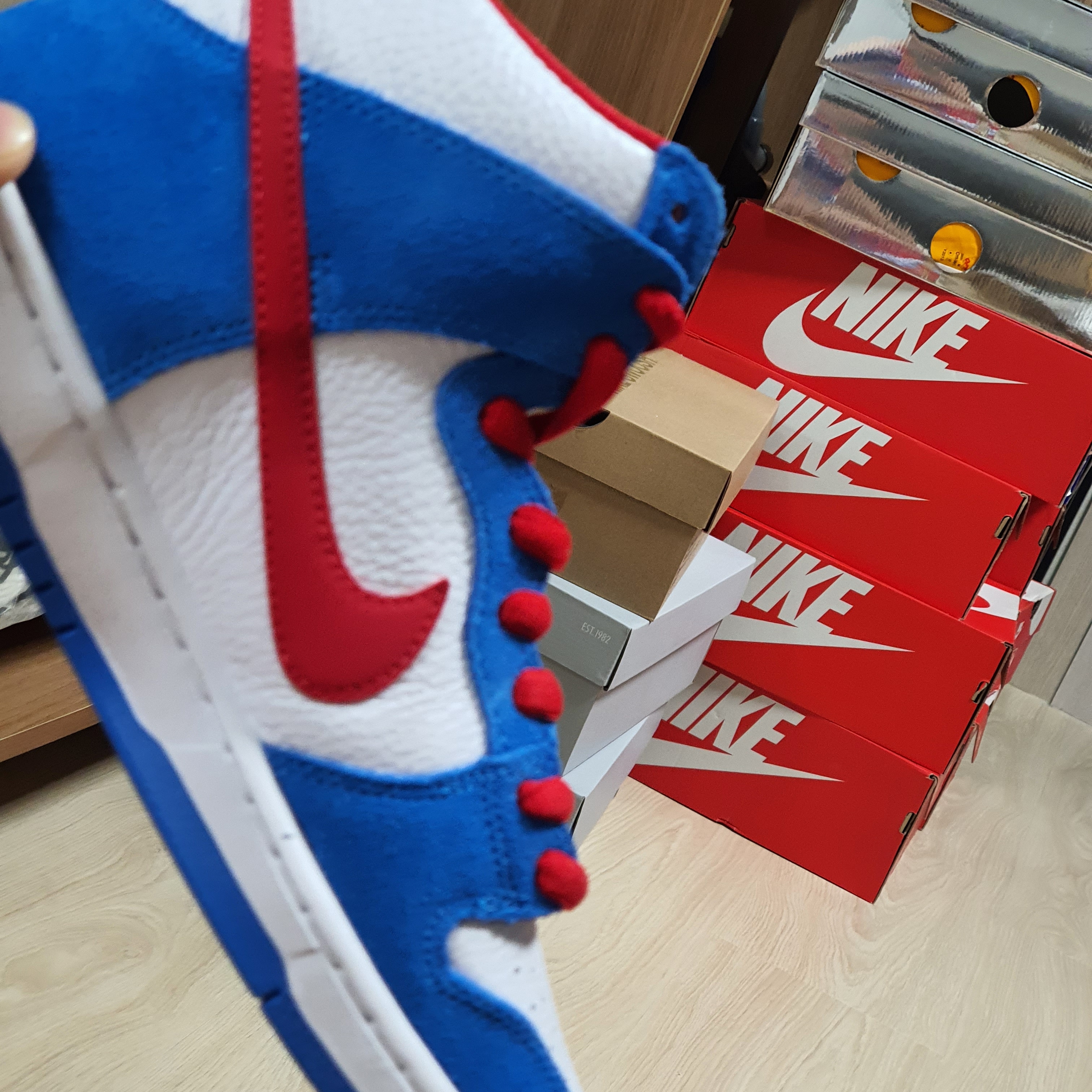 Nike SB Dunk High Pro Doraemon 착용 스타일 - 3