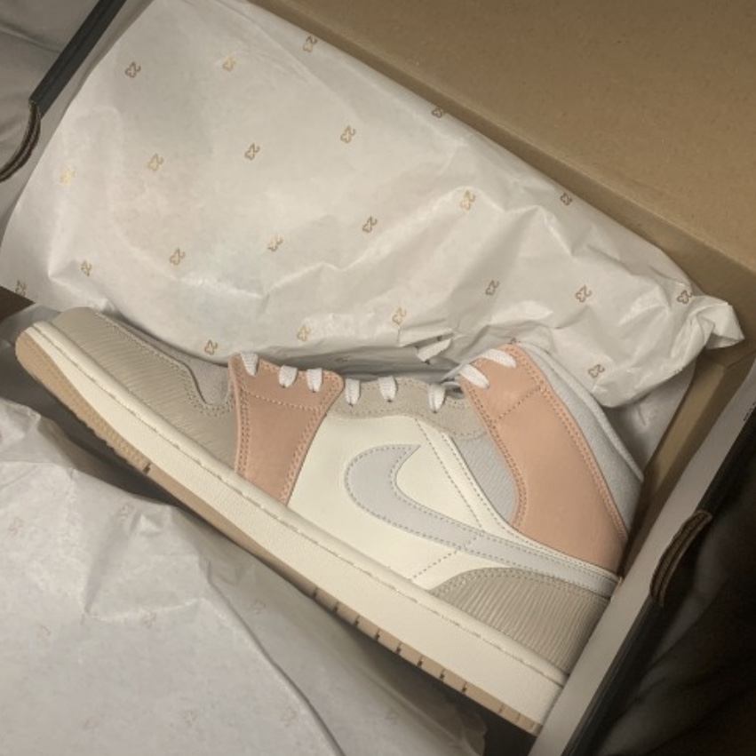 Jordan 1 Mid Milan, Jordan 1 Low Paris 착용 스타일 - 1