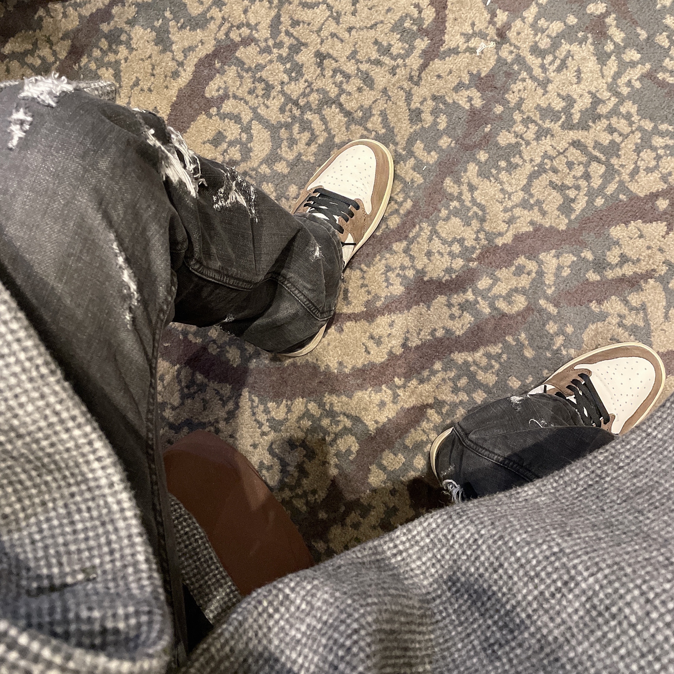 Jordan 1 x Travis Scott Retro High OG SP Mocha 착용 스타일