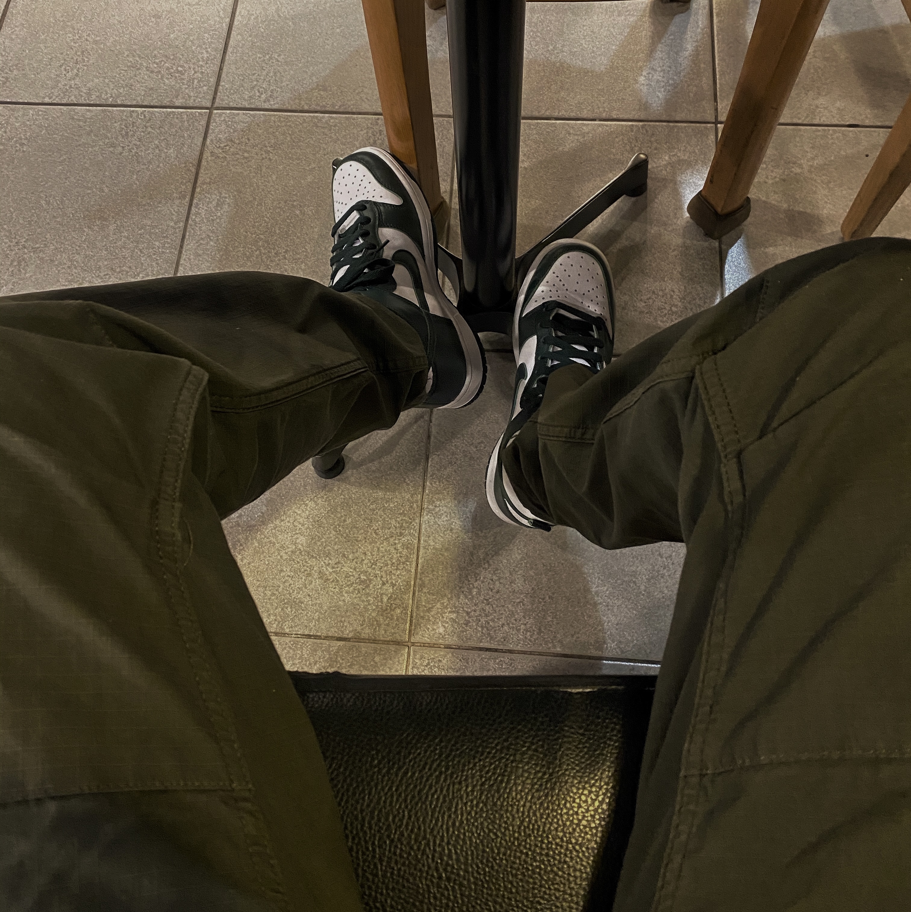 Nike Dunk High SP Spartan Green 착용 스타일 - 3