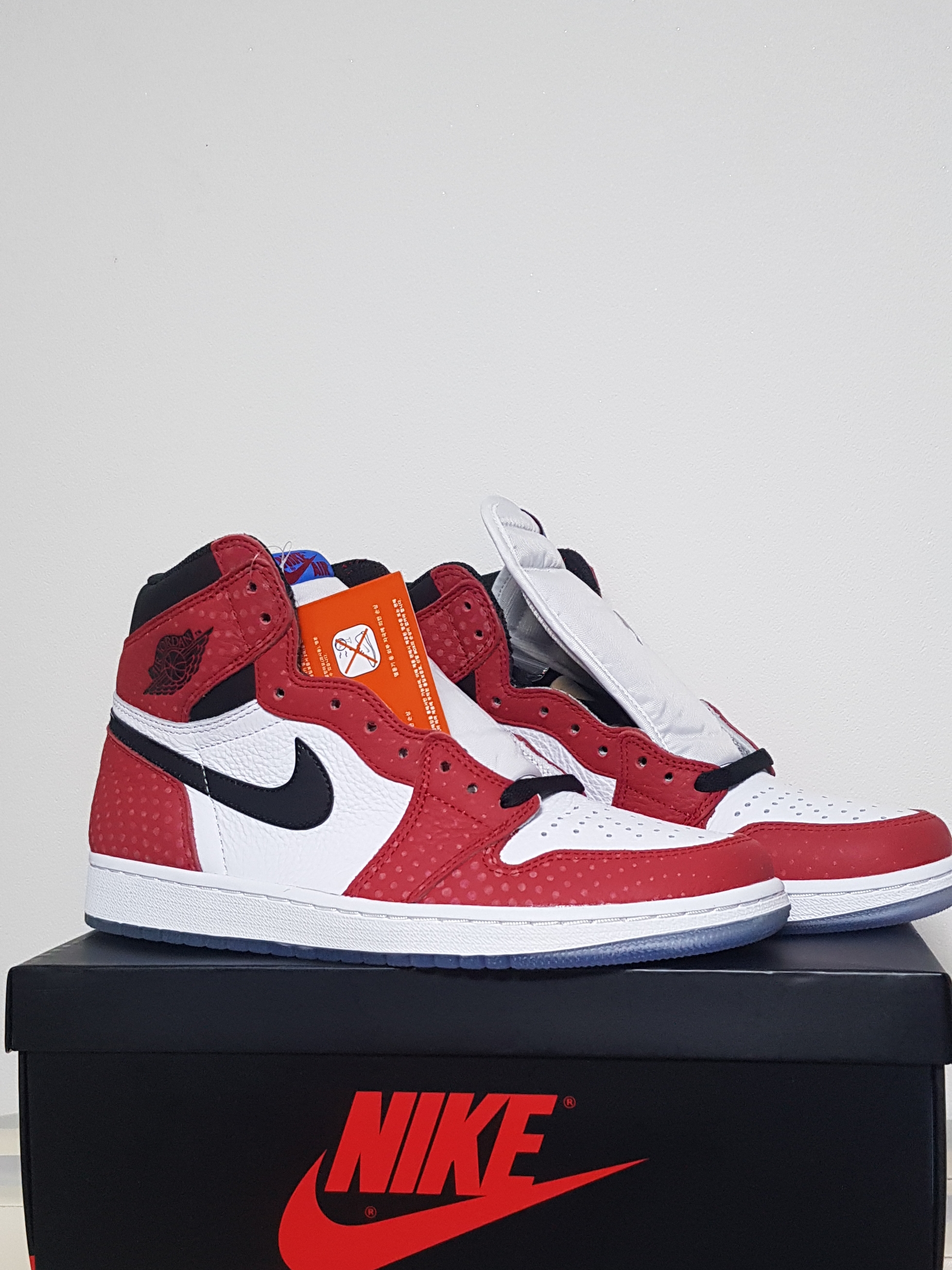 Jordan 1 Retro High Spider-Man Origin Story 착용 스타일