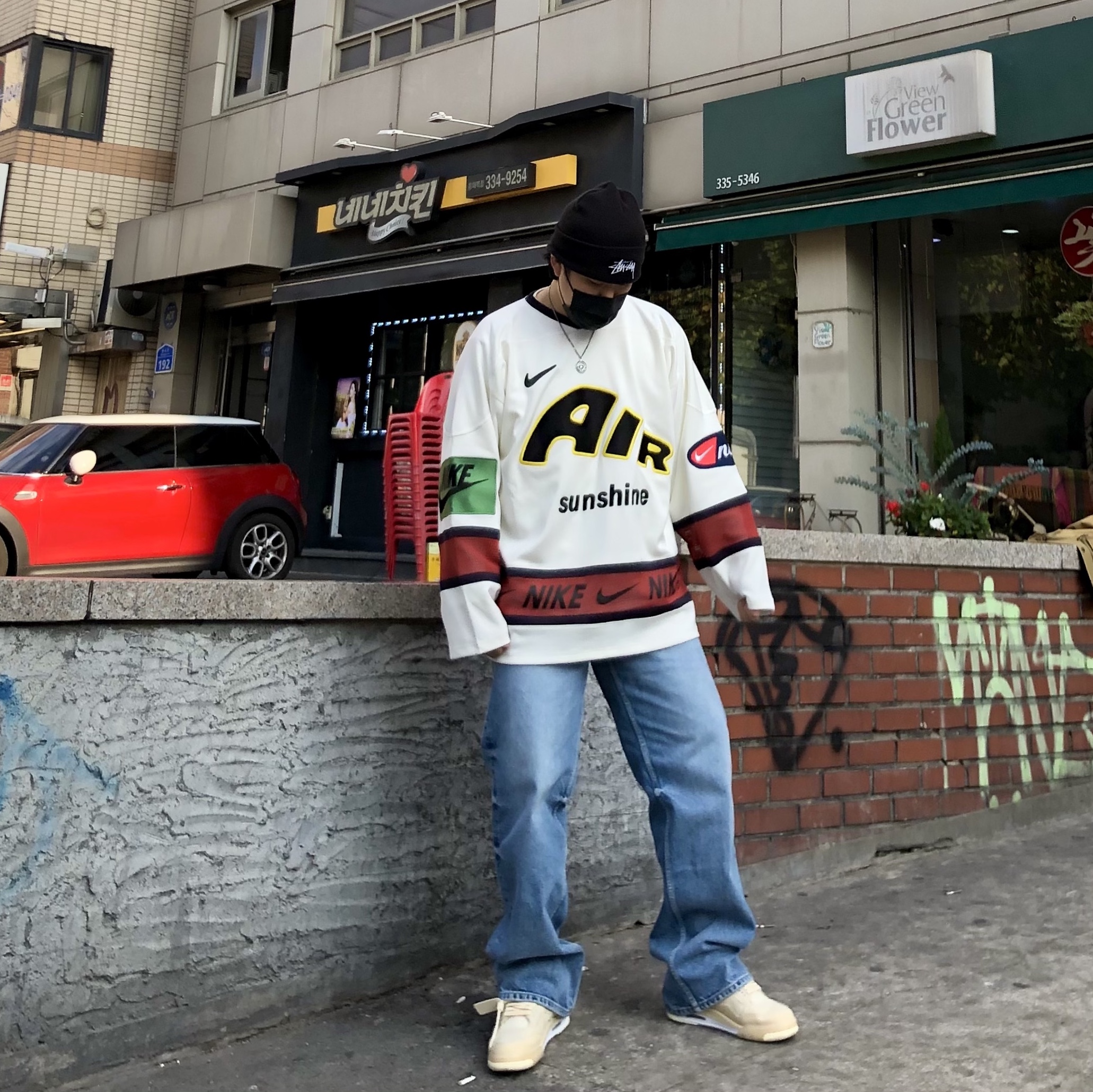 Nike x Cactus Plant Flea Market Hockey Jersey White, (W) Jordan 4 x Off-White Retro SP Sail 착용 스타일