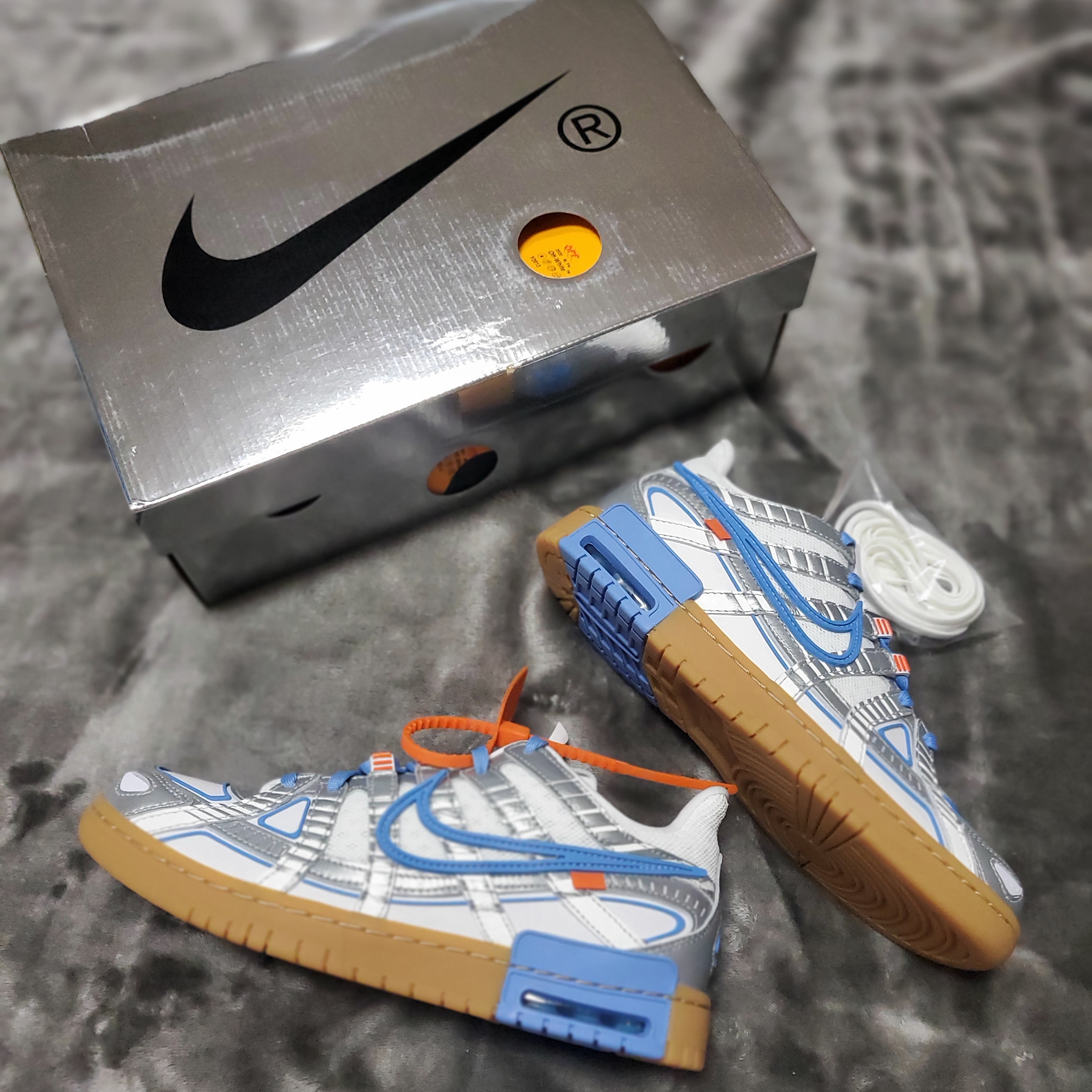 Nike x Off-White Air Rubber Dunk University Blue 착용 스타일 - 3