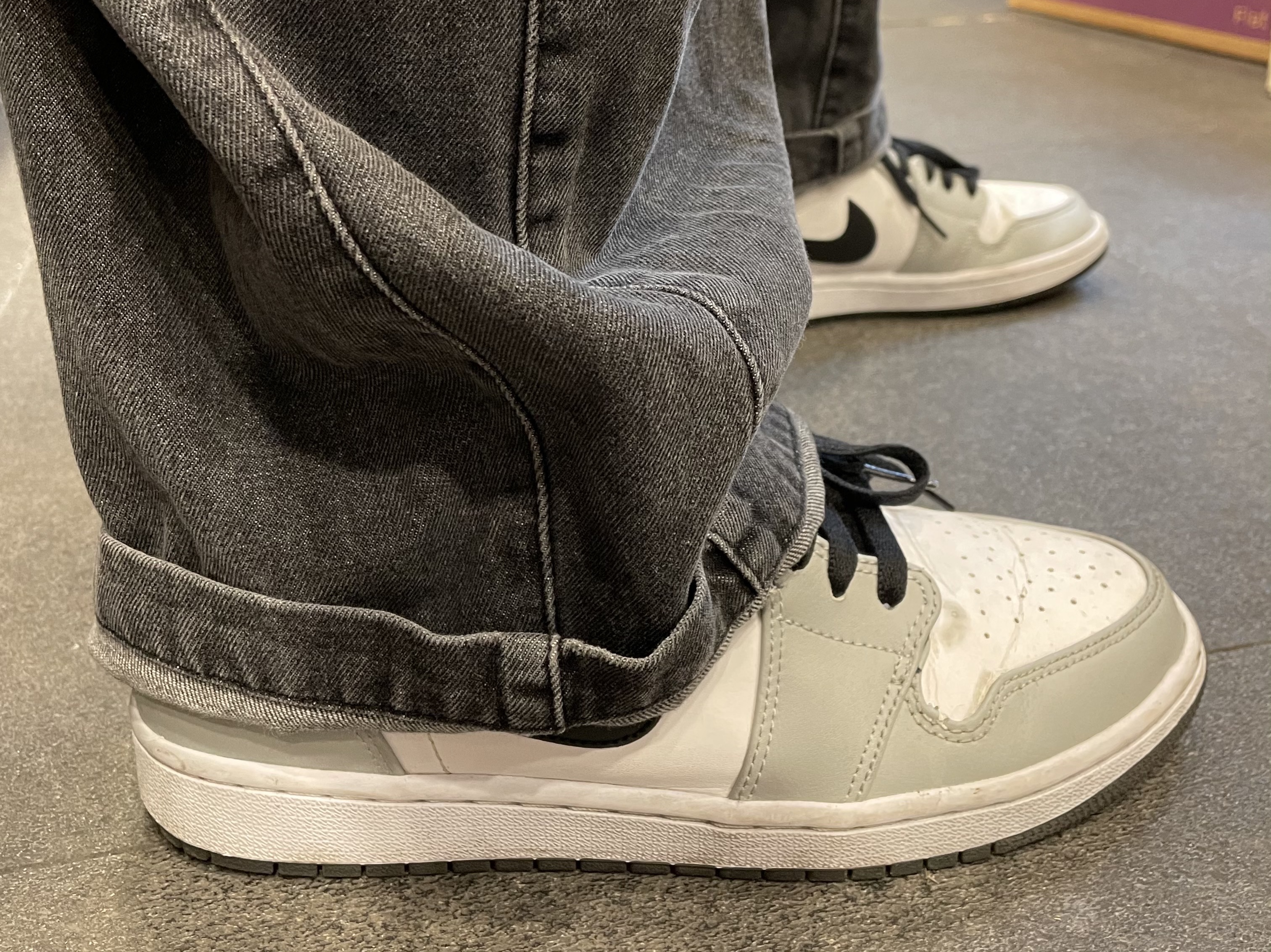 Jordan 1 Low Light Smoke Grey, (GS) Jordan 1 Low Light Smoke Grey 착용 스타일