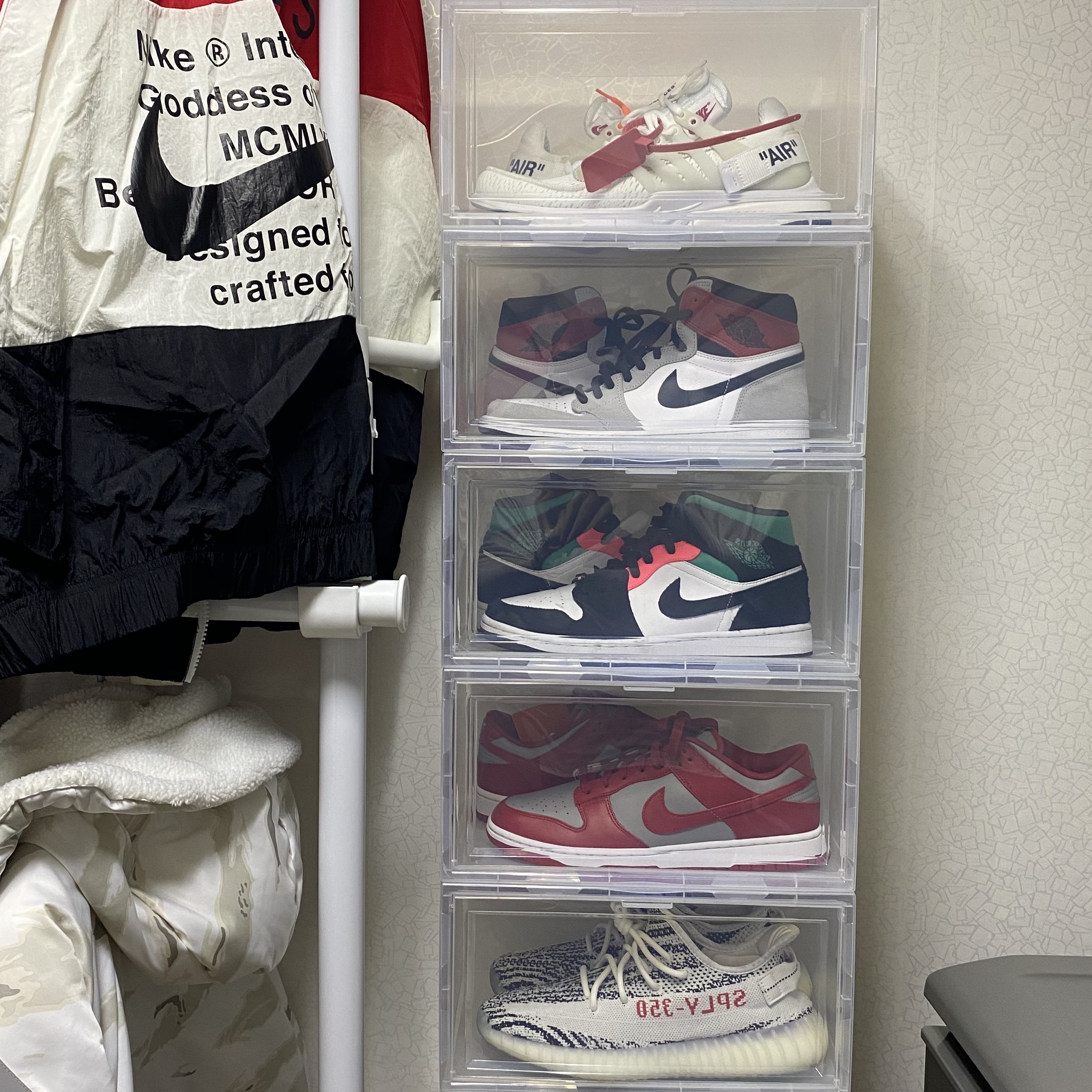 Nike x Off-White Air Presto White, Jordan 1 Retro High OG Light Smoke Grey 착용 스타일 - 2