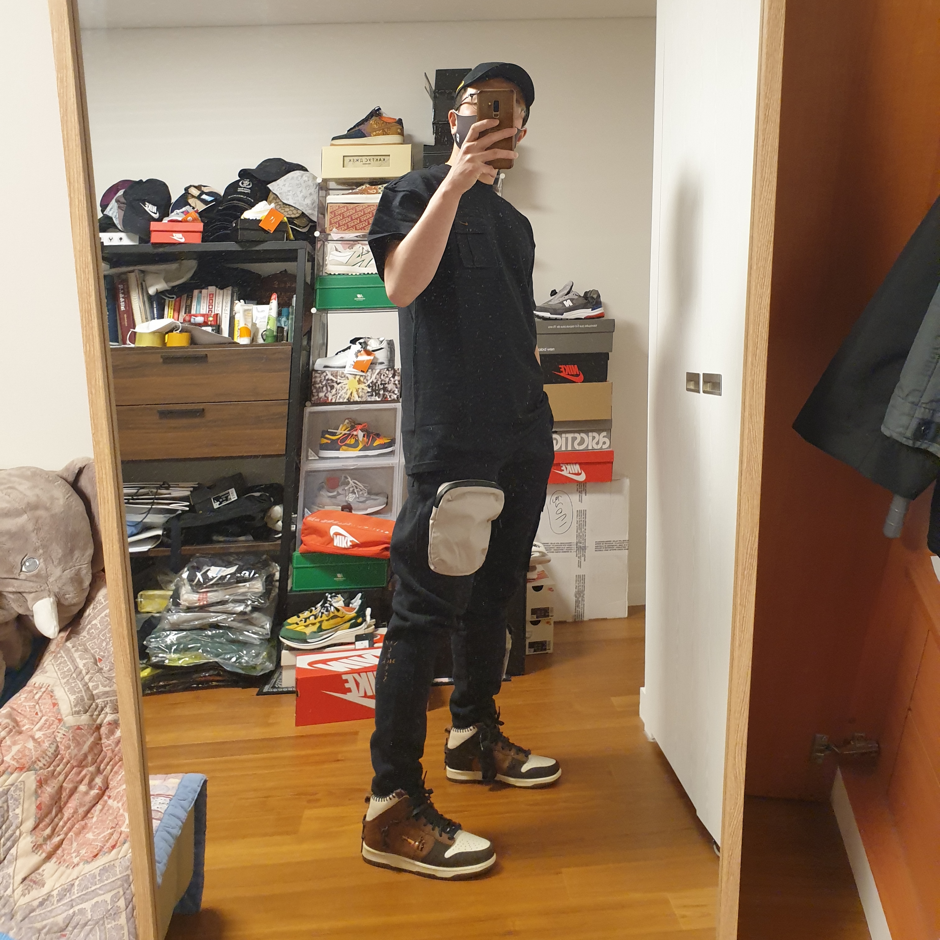 Nike x Bodega Dunk High Legend, Nike x Travis Scott NRG AG Utility Sweatpants Black 착용 스타일 - 1