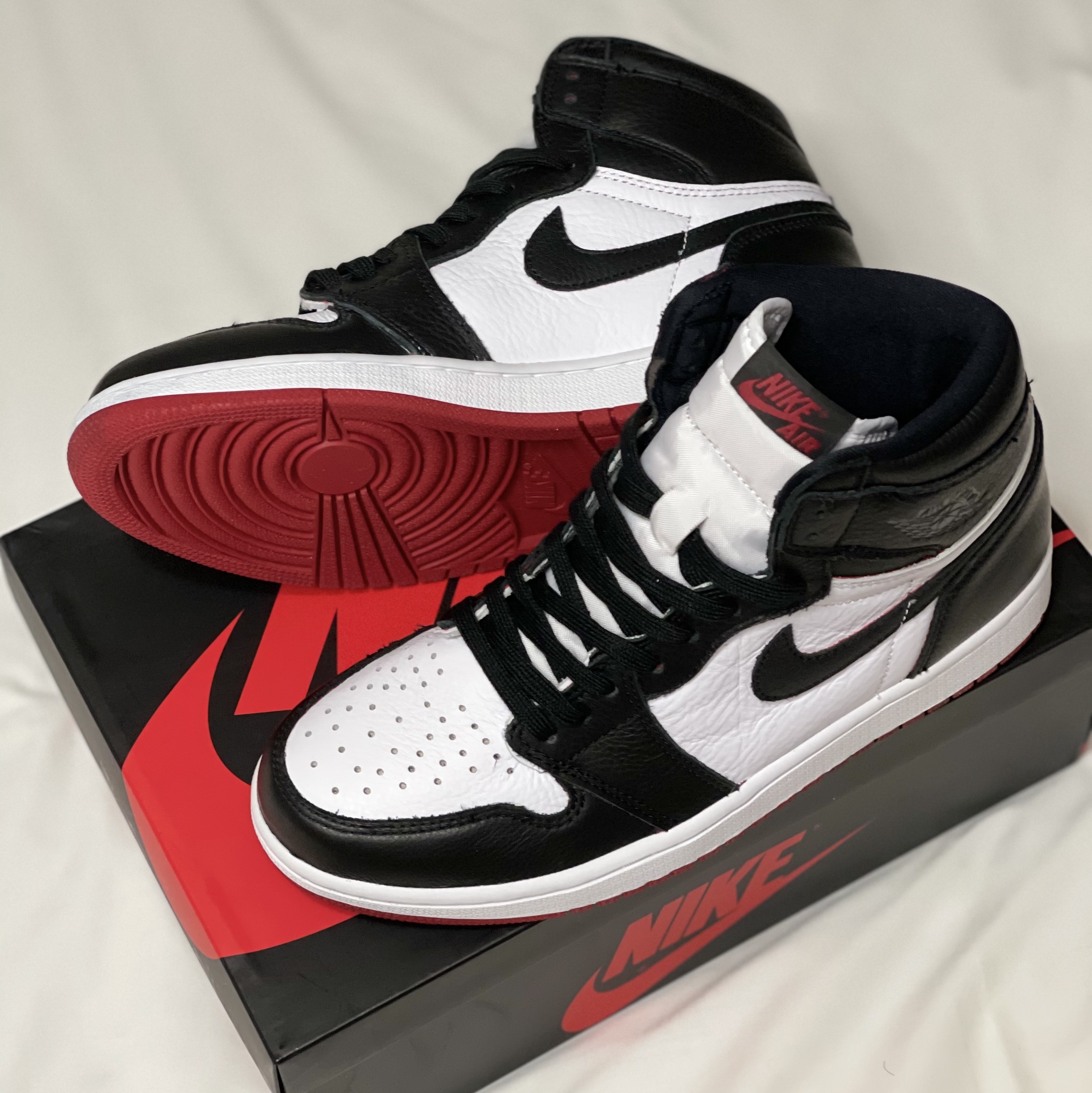 Jordan 1 Retro High OG Bloodline 착용 스타일