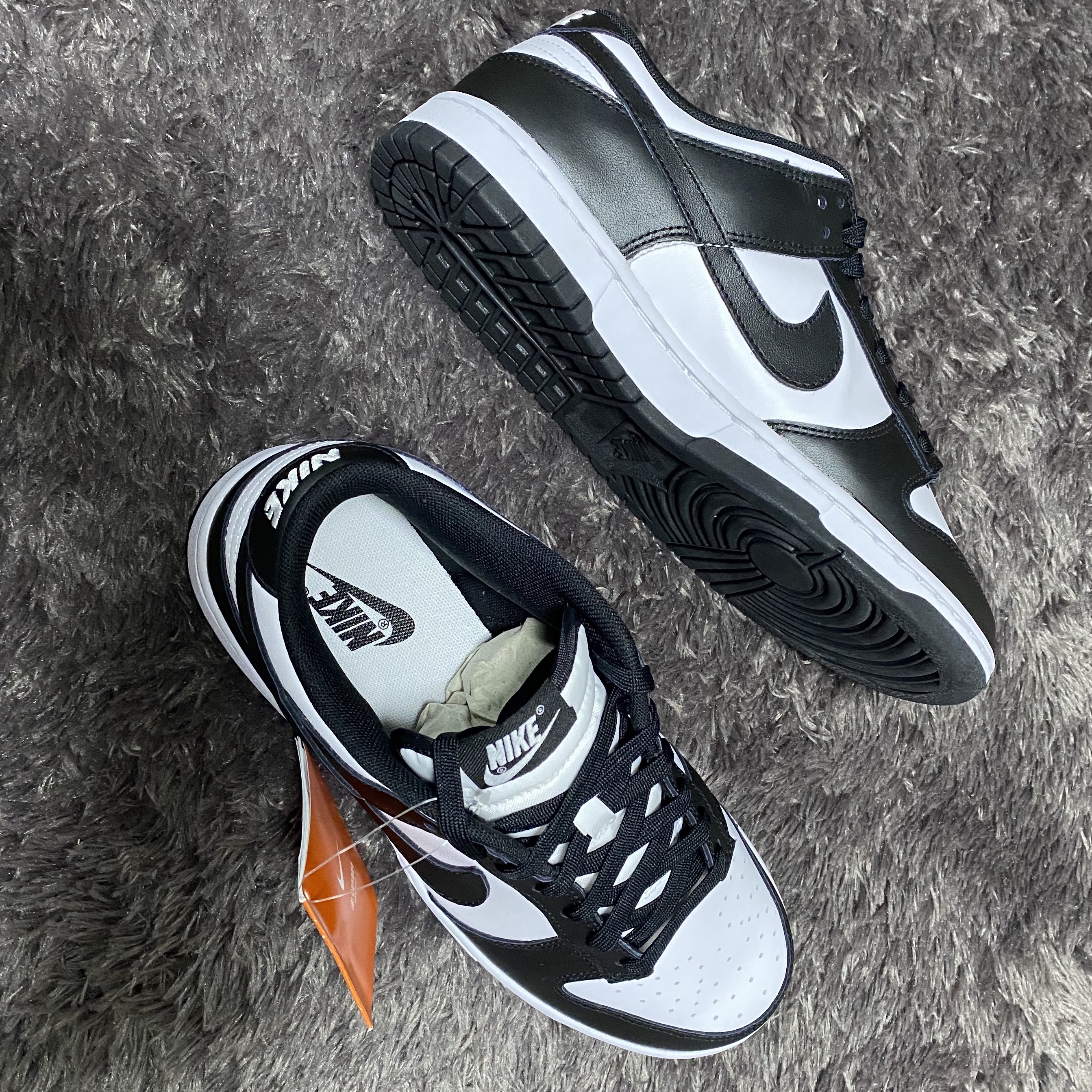 Nike Dunk Low Retro Black 착용 스타일