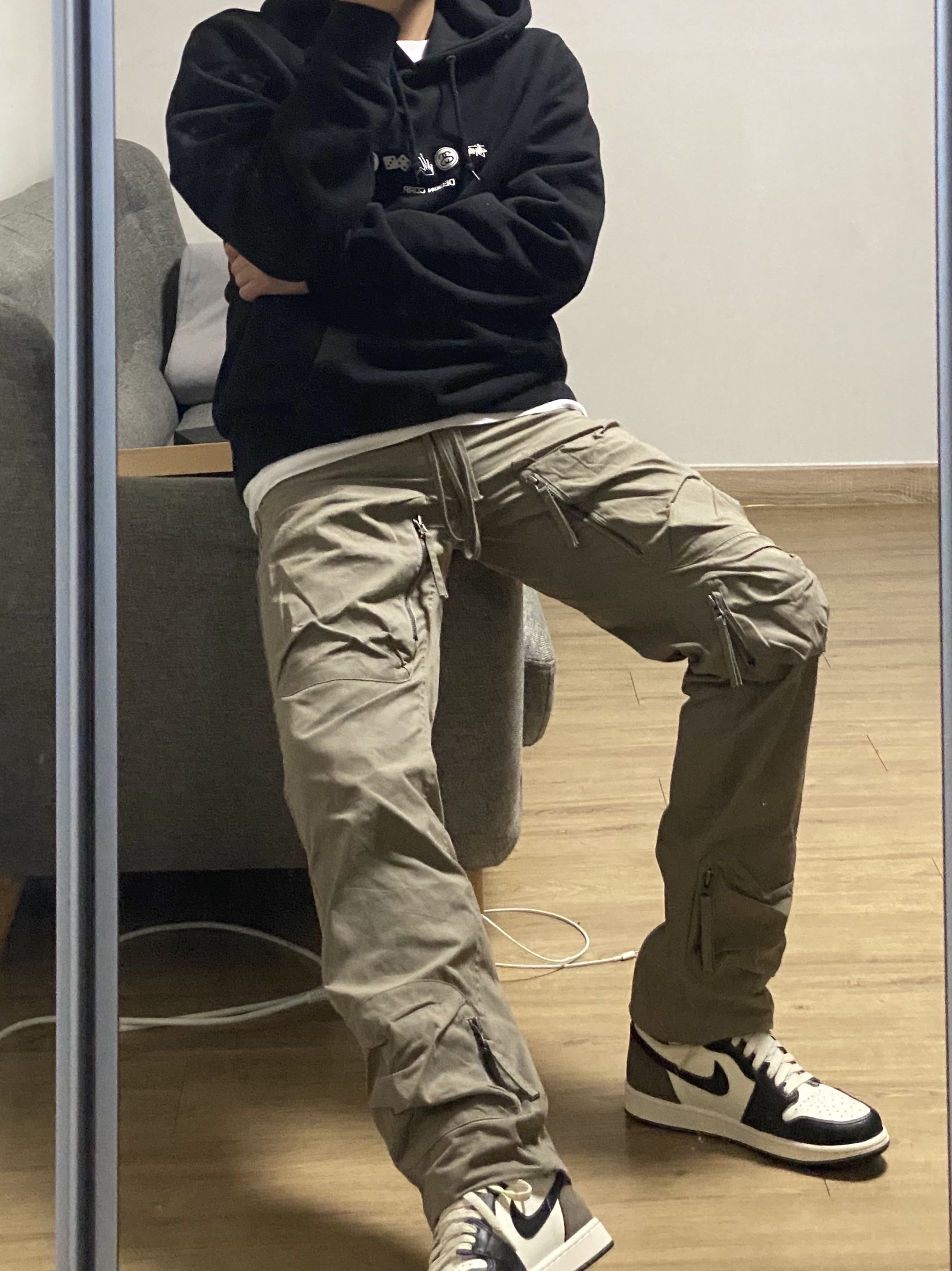 Jordan 1 Retro High OG Black Mocha 착용 스타일