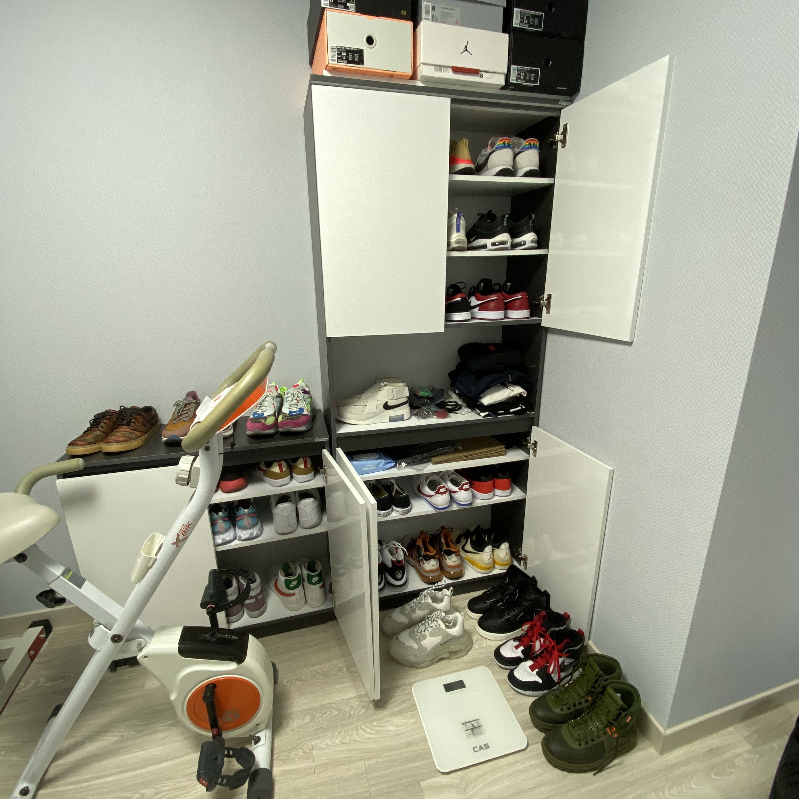 Jordan 1 Low Black Toe, Jordan 1 Low Lakers Top 3 착용 스타일
