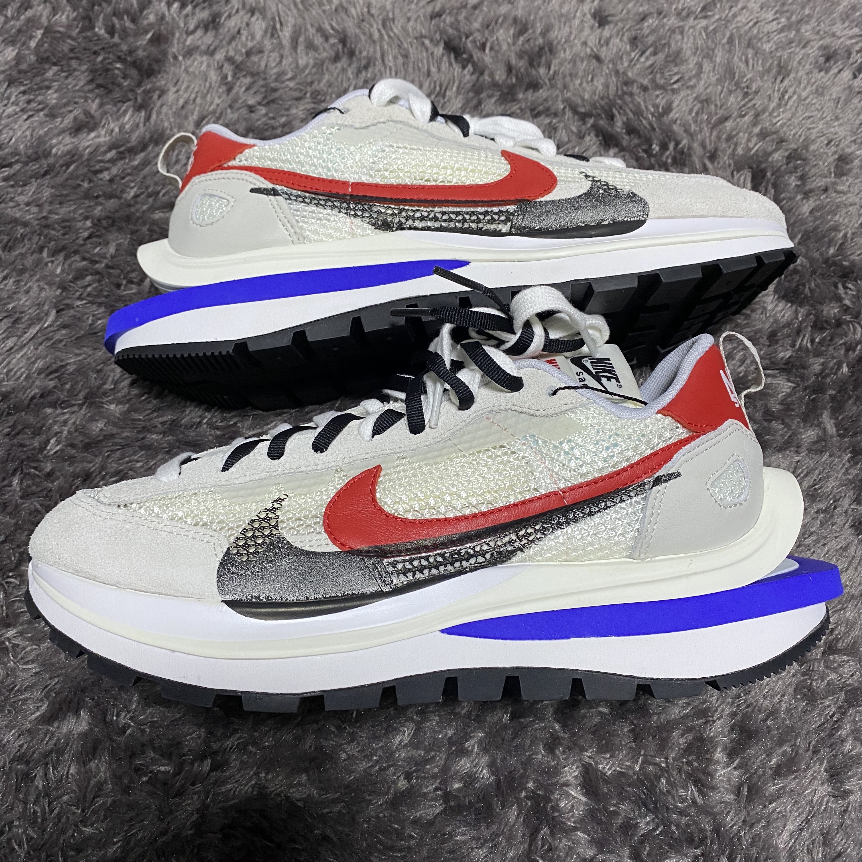 Nike x Sacai VaporWaffle Royal Fuchsia 착용 스타일