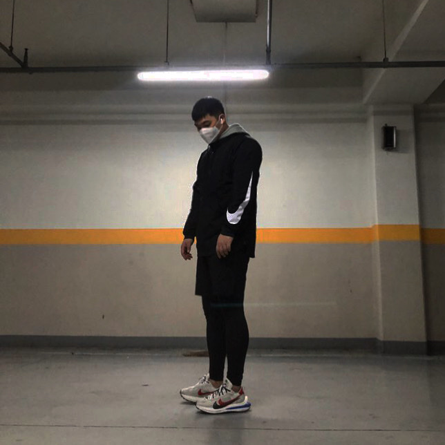Nike x Sacai VaporWaffle Royal Fuchsia 착용 스타일