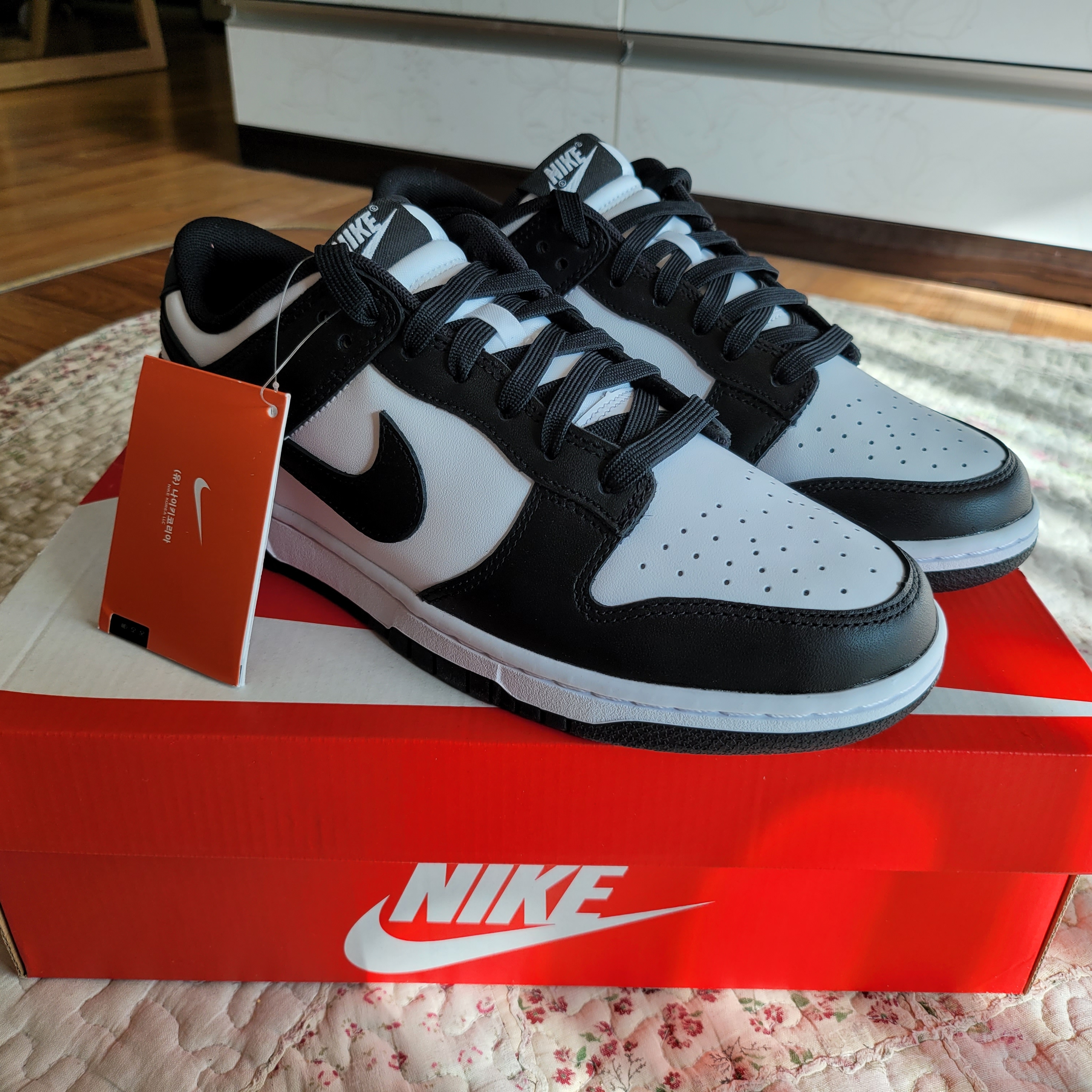 Nike Dunk Low Retro Black 착용 스타일