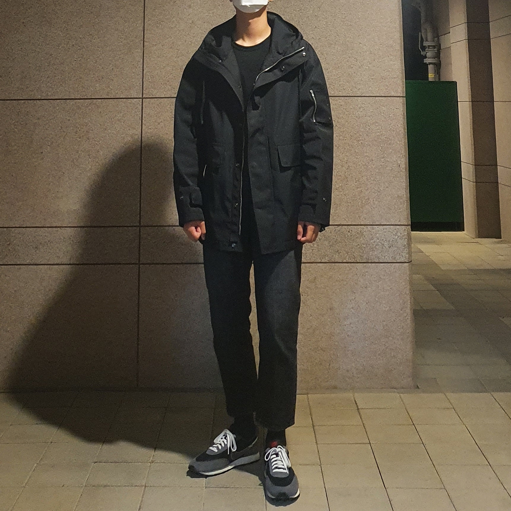 Nike Daybreak SP Black Metallic Silver 착용 스타일