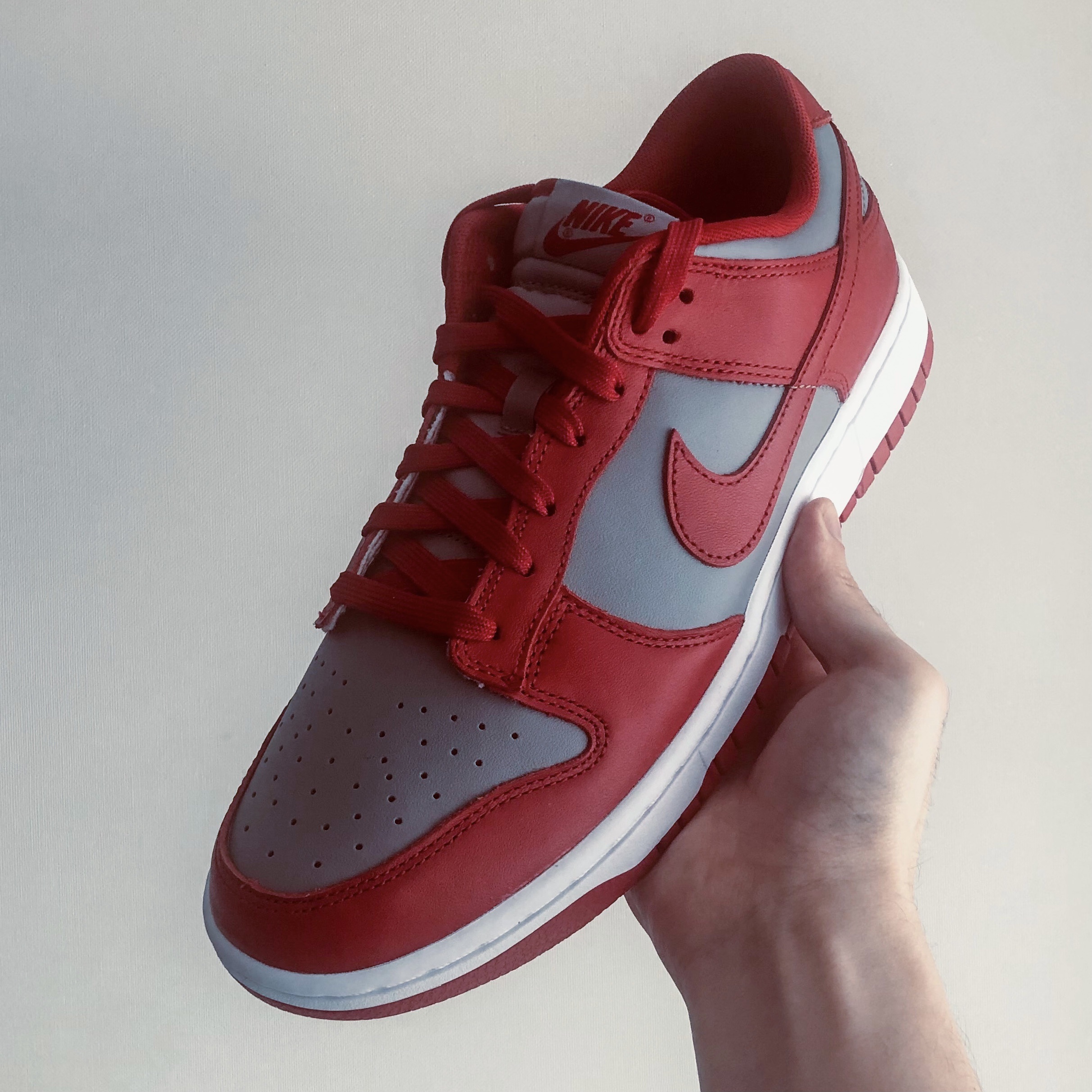 Nike Dunk Low Retro Medium Grey 착용 스타일 - 2