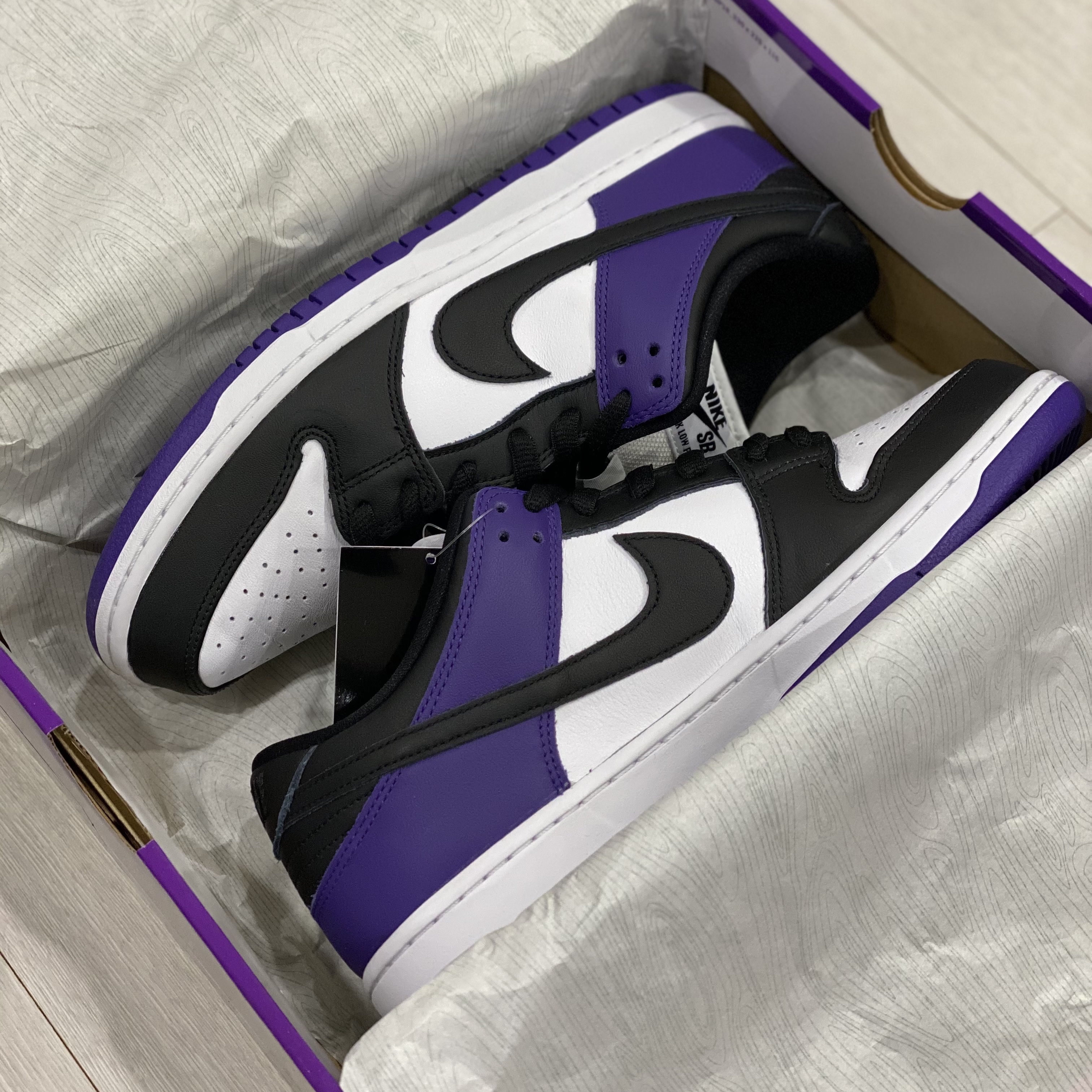 Nike SB Dunk Low Pro Court Purple 착용 스타일 - 4