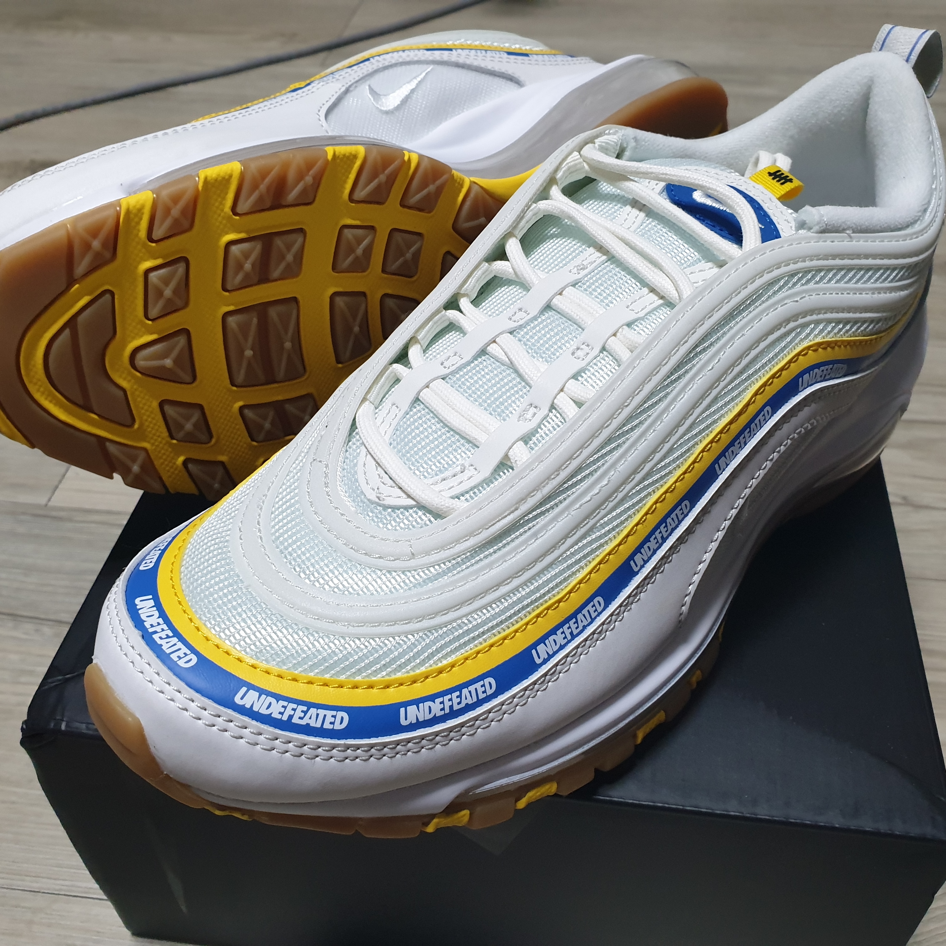 Nike x Undefeated Air Max 97 White 착용 스타일 - 1