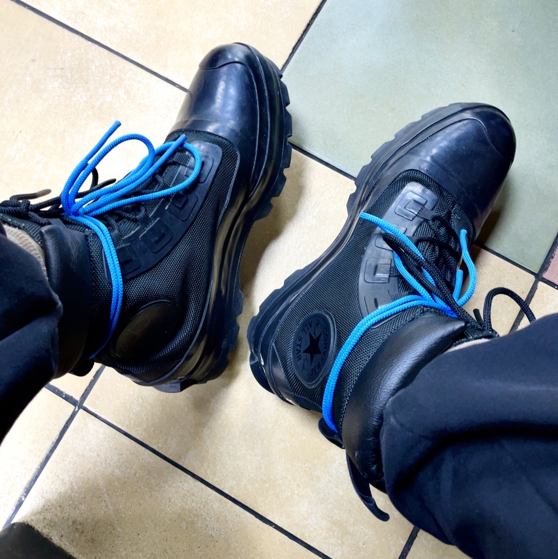 Converse x Ambush Chuck Taylor All Star Duck Boot Black 착용 스타일