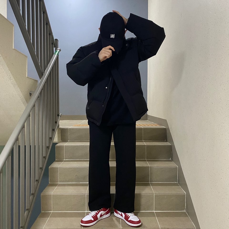 Jordan 1 Low Gym Red White 착용 스타일