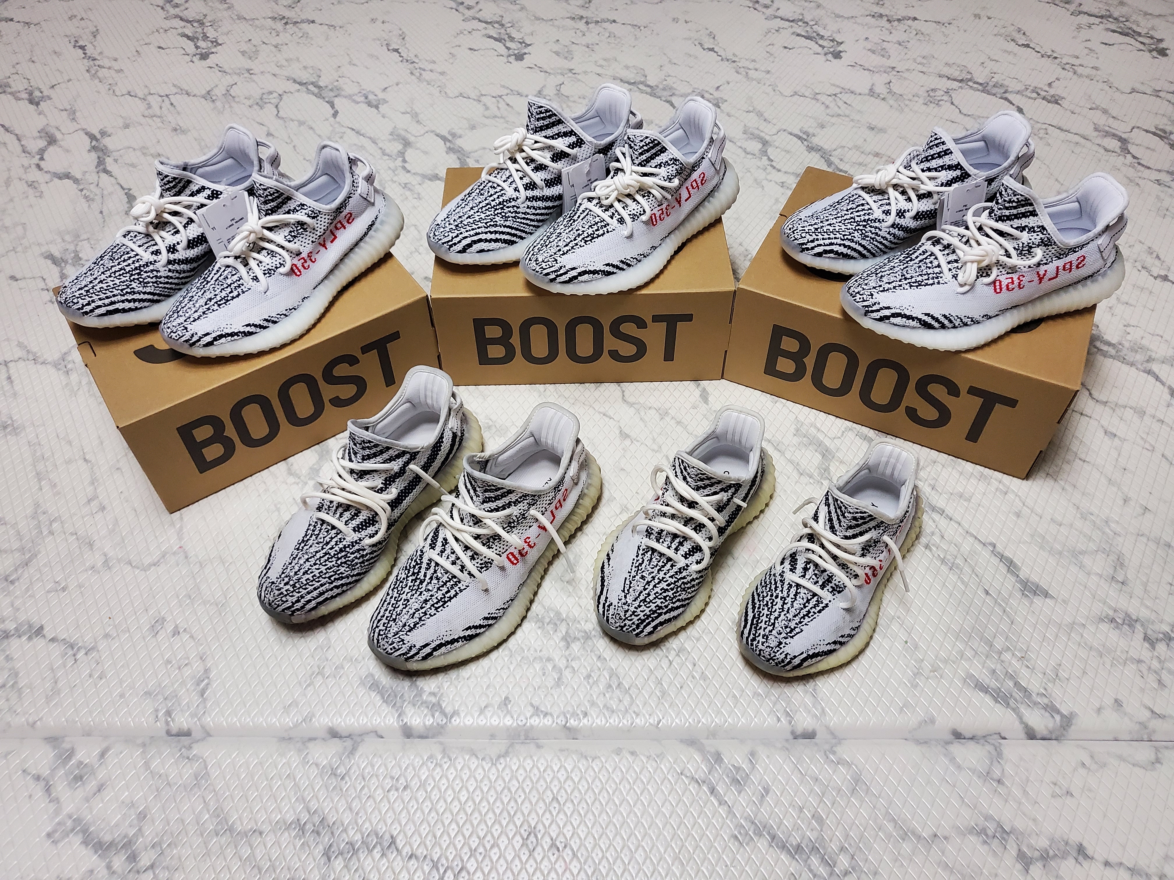 Adidas Yeezy Boost 350 V2 Zebra 2017/2019/2020 착용 스타일 - 1