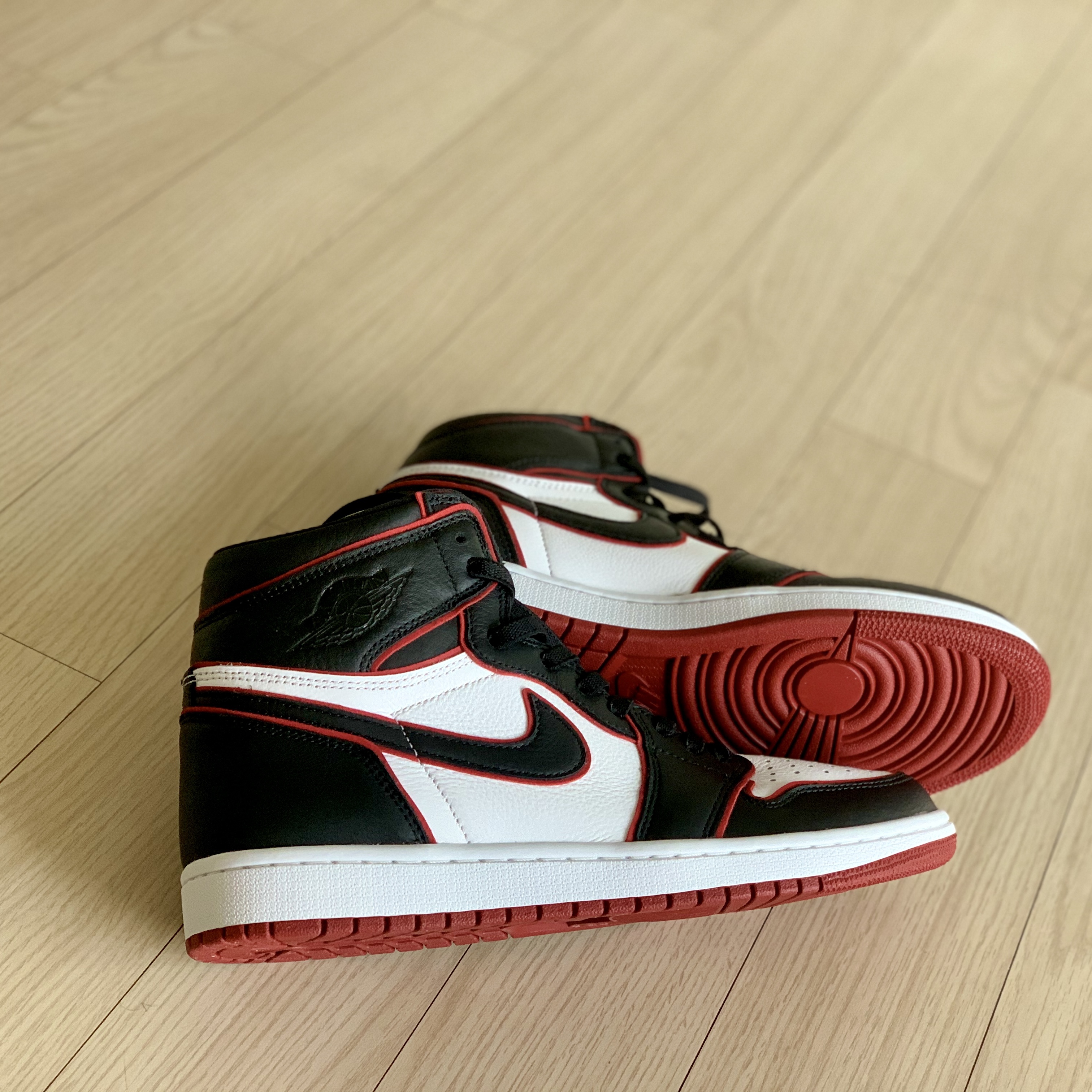 Jordan 1 Retro High OG Bloodline 착용 스타일 - 4
