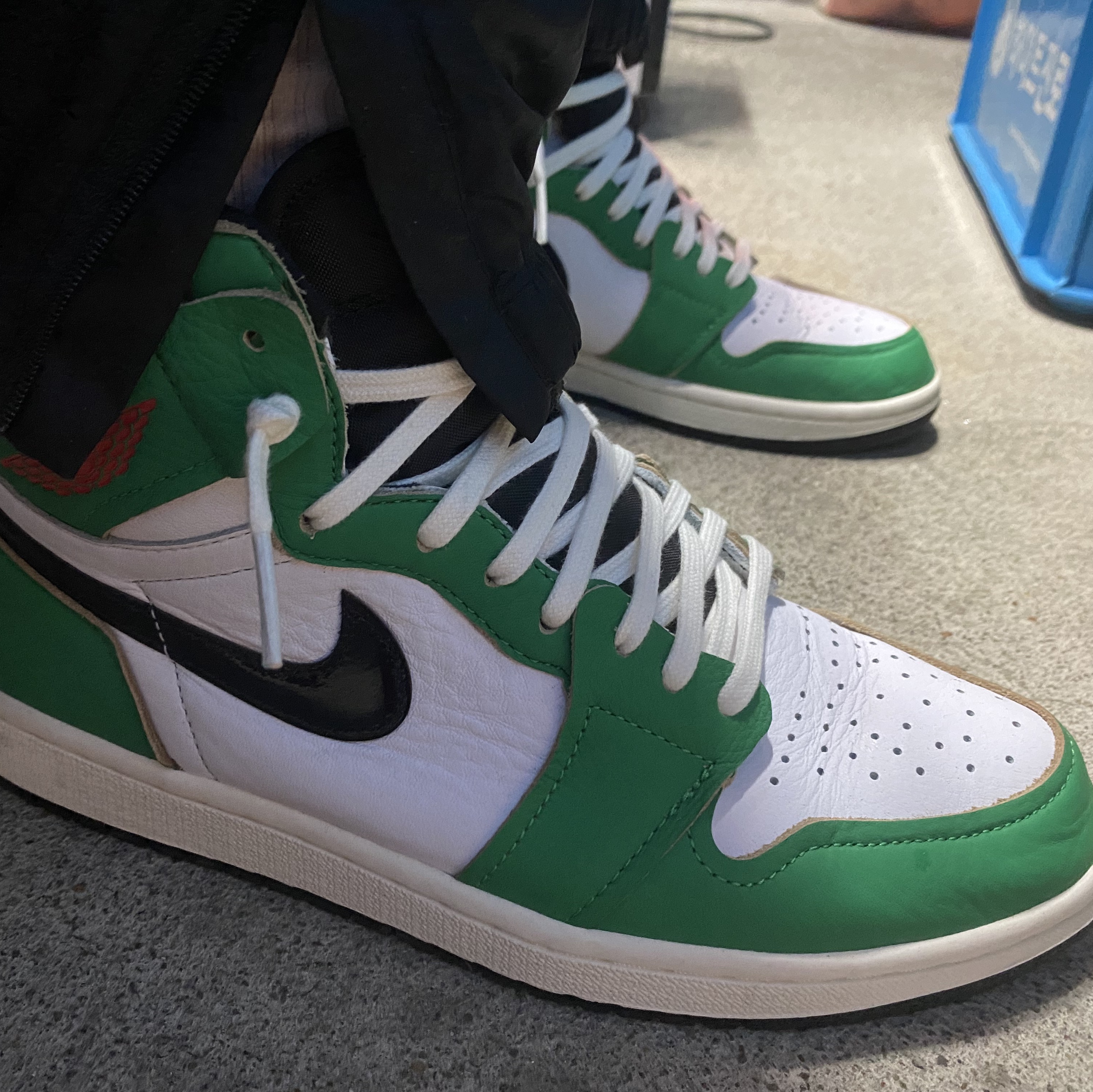 (W) Jordan 1 Retro High OG Lucky Green 착용 스타일