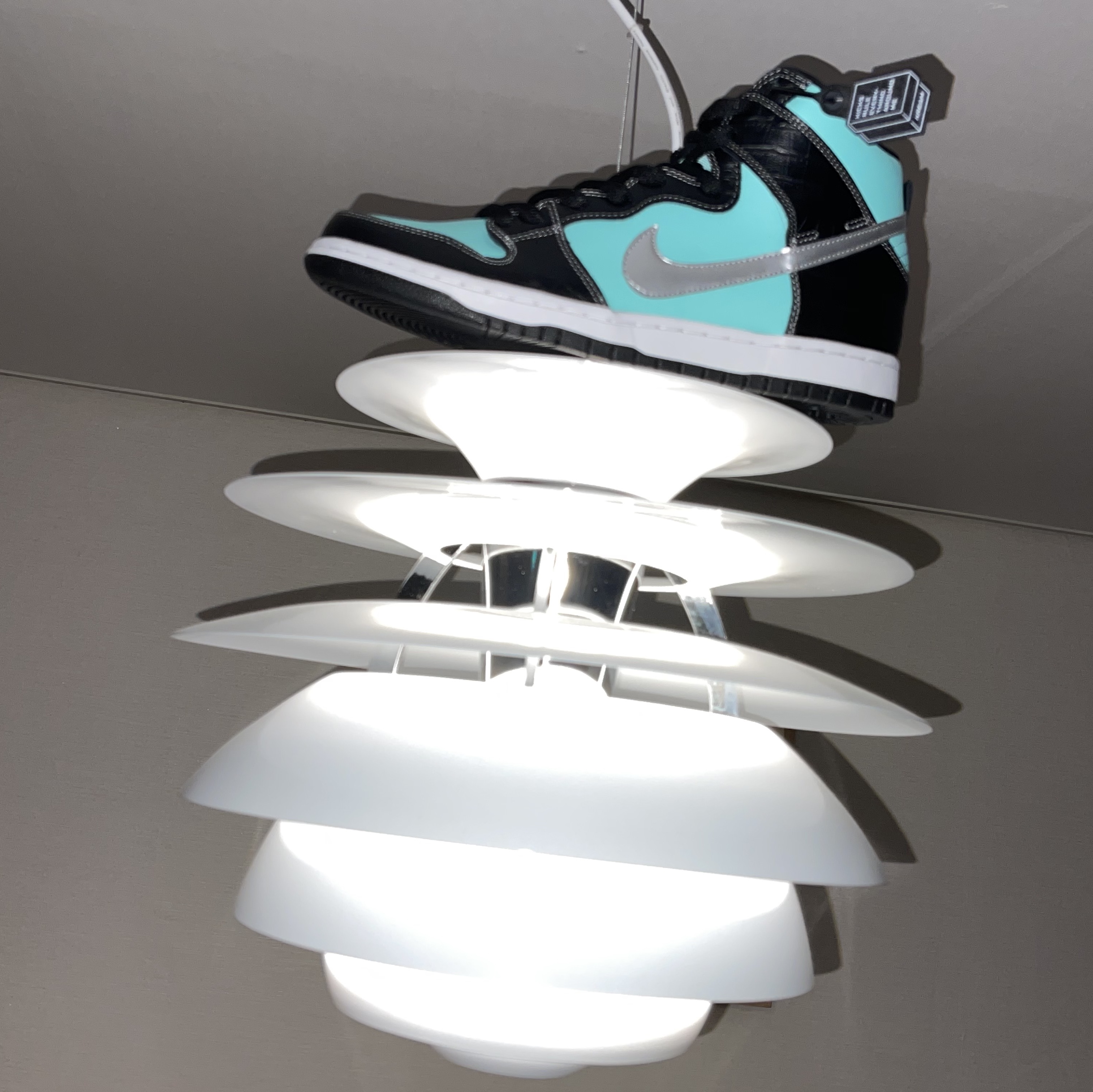 Nike x Diamond Supply Co. SB Dunk High Tiffany 착용 스타일