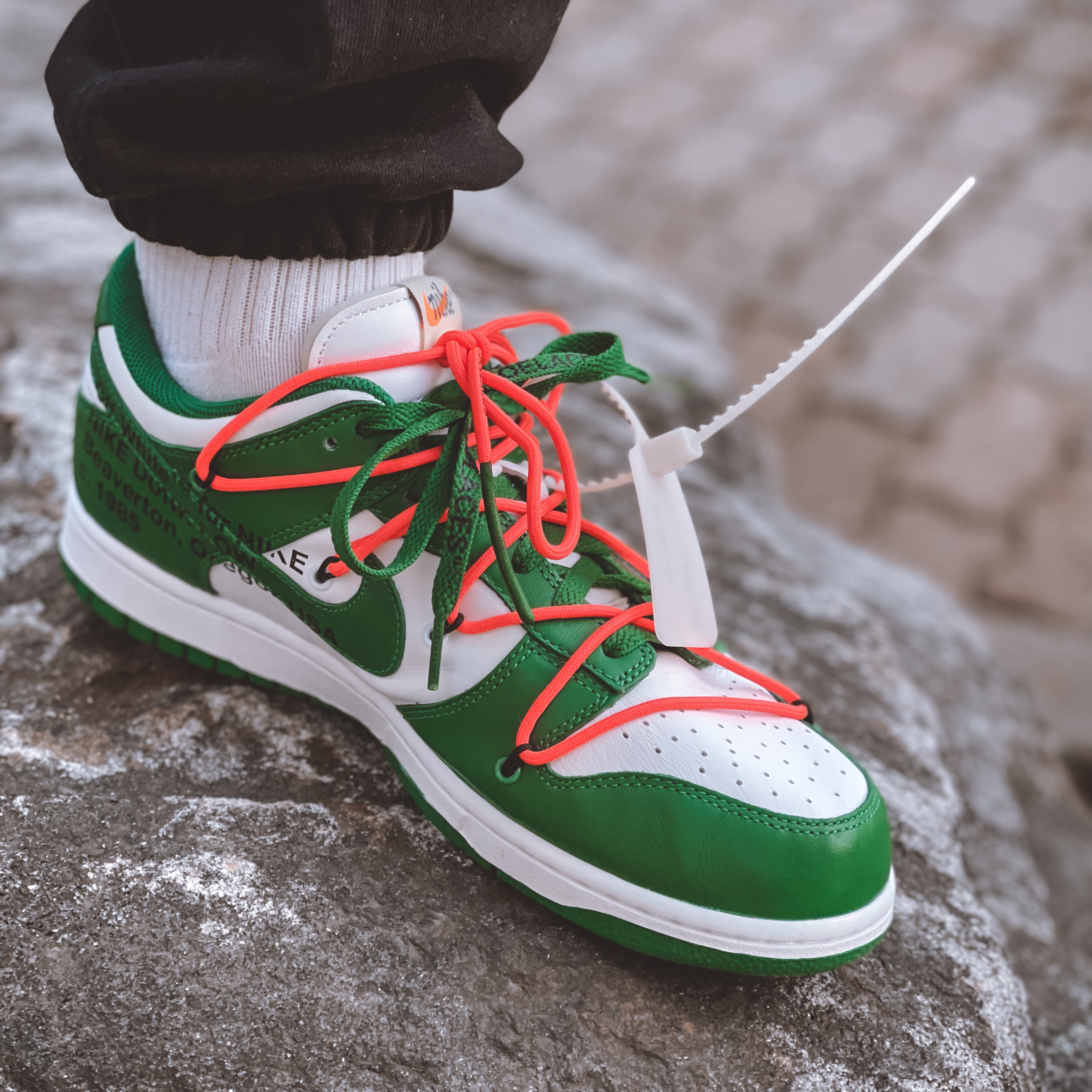 Nike x Off-White Dunk Low Pine Green 착용 스타일