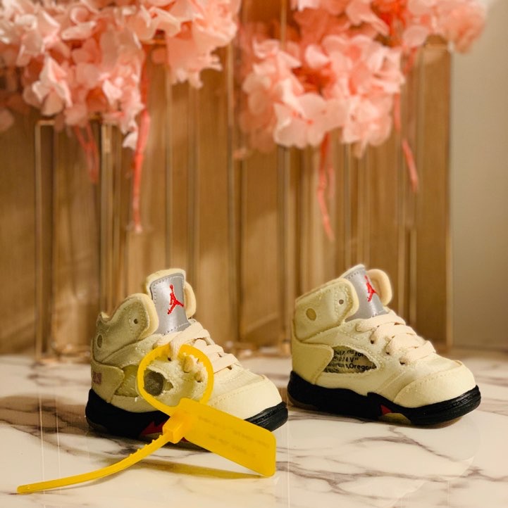 (TD) Jordan 5 x Off-White Retro SP Sail Fire Red 착용 스타일