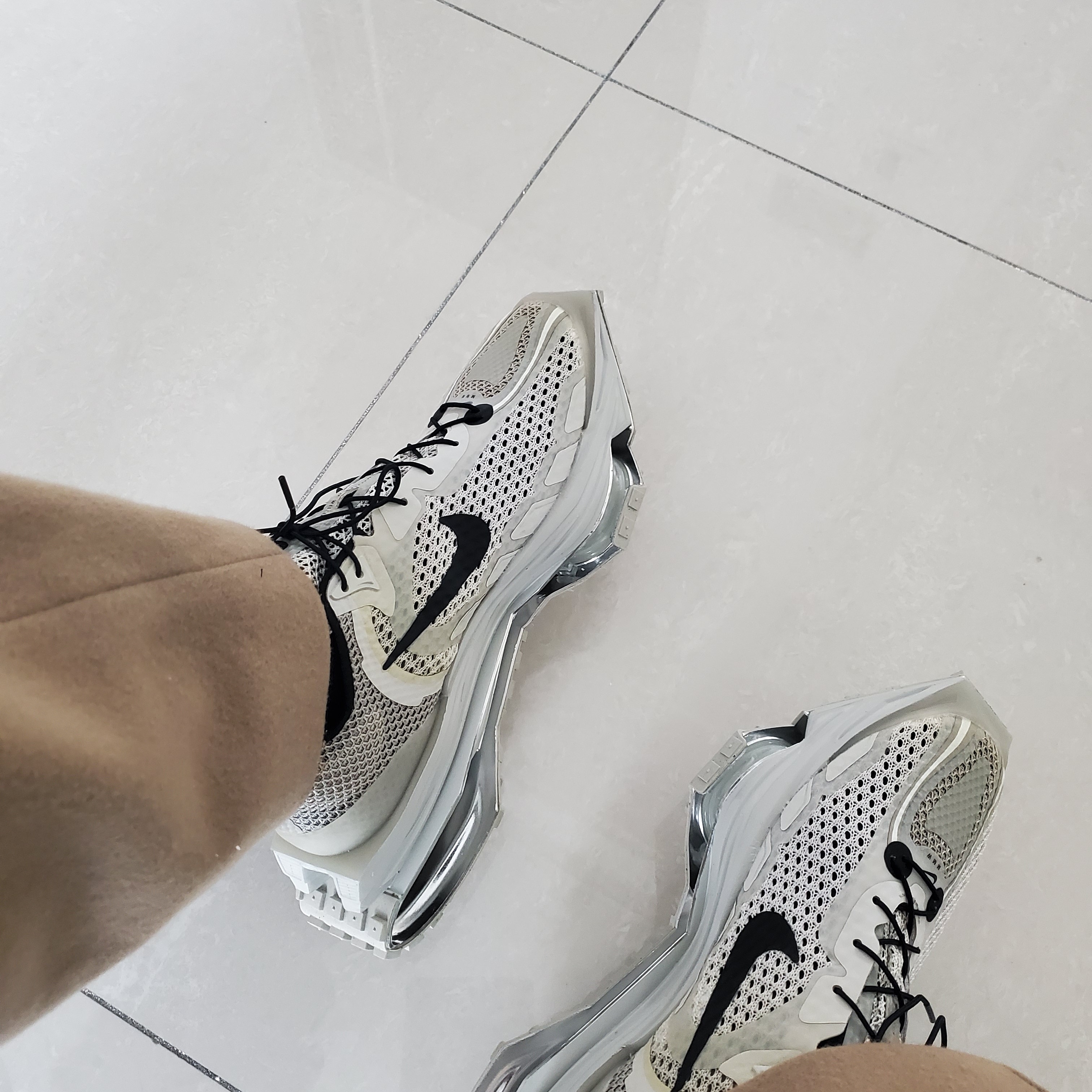 Nike x Matthew M Williams Zoom 004 Stone 착용 스타일