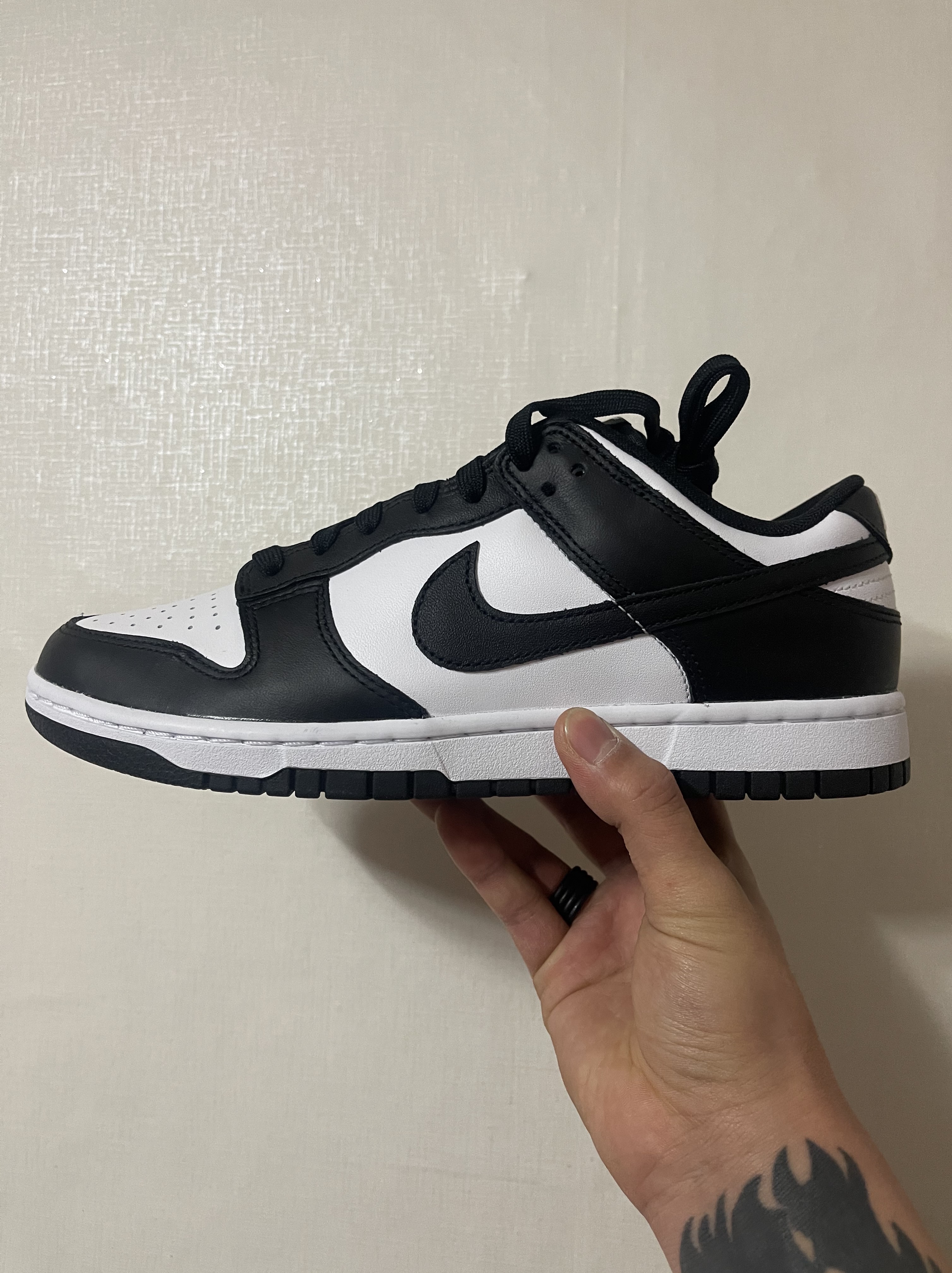 Nike Dunk Low Retro Black 착용 스타일