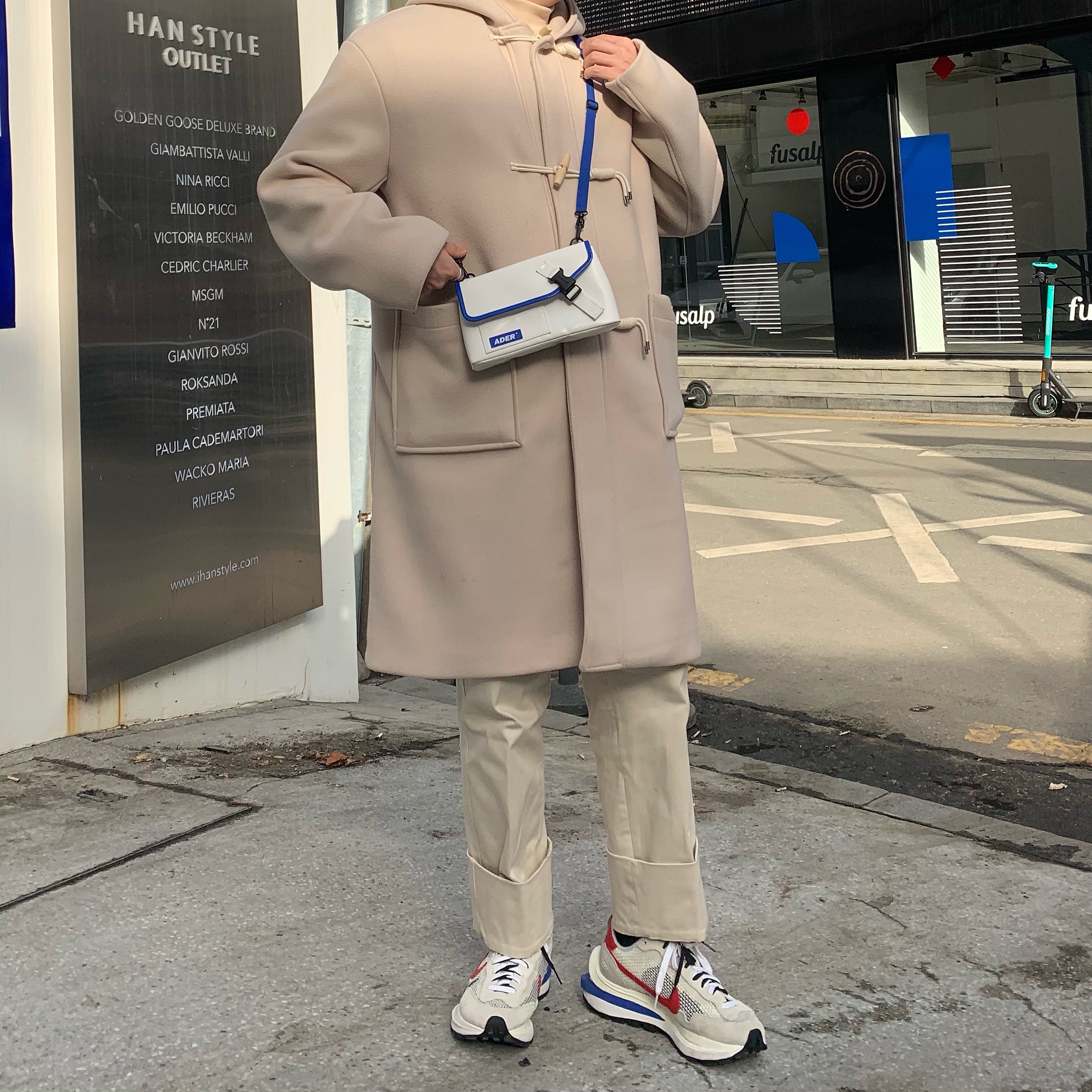 Nike x Sacai VaporWaffle Royal Fuchsia 착용 스타일
