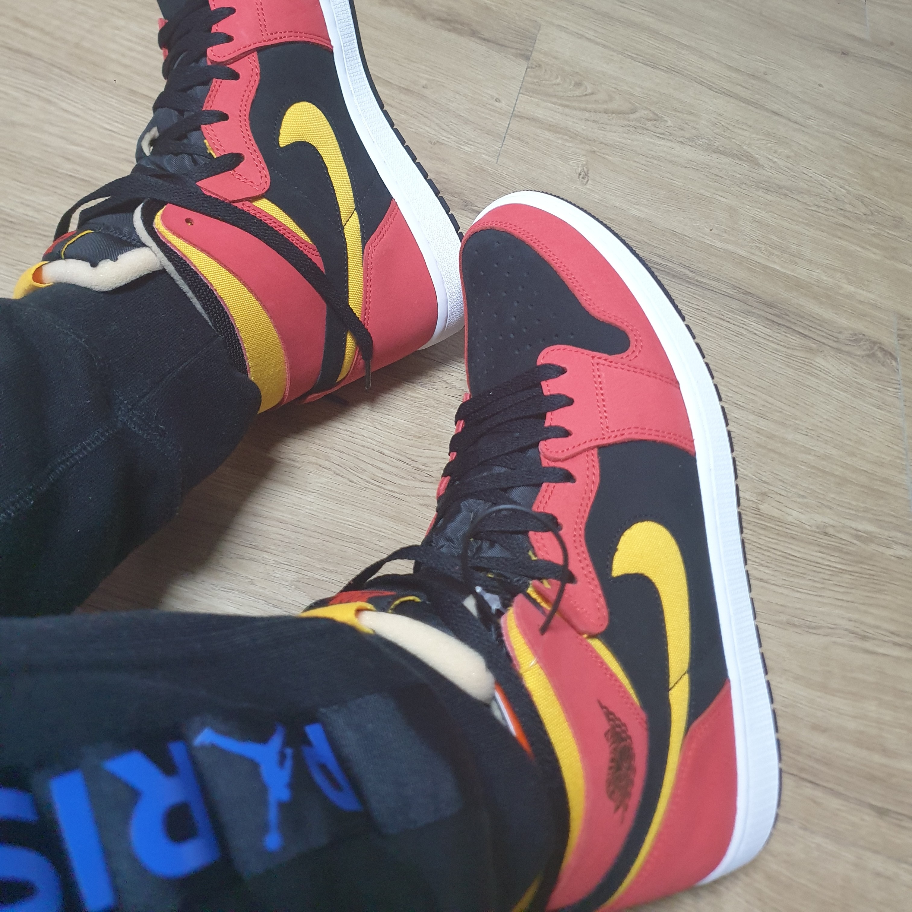 Jordan 1 Zoom Air CMFT Chile Red 착용 스타일 - 1