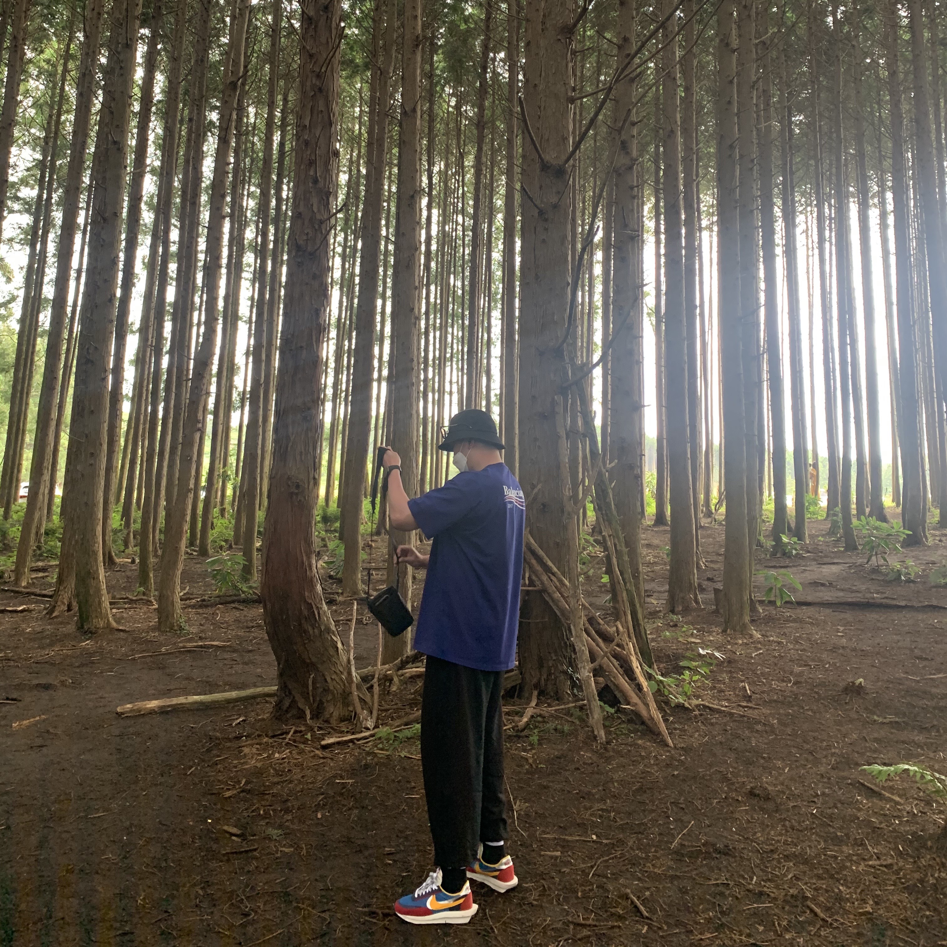 Nike x Sacai LDWaffle Blue Multi 착용 스타일