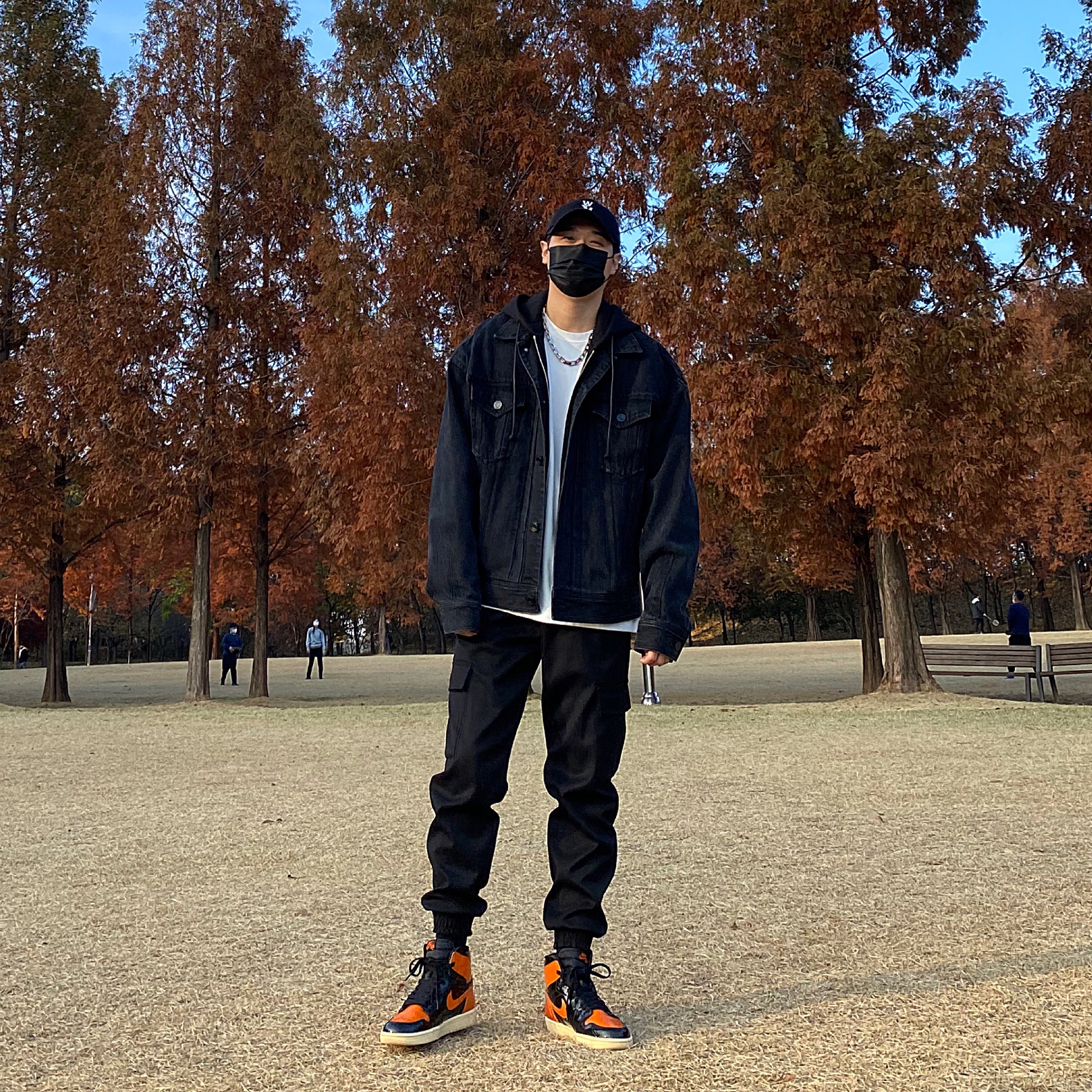 Jordan 1 Retro High Shattered Backboard 3.0, Nike x Stussy Beach Pants Off Noir 착용 스타일 - 2