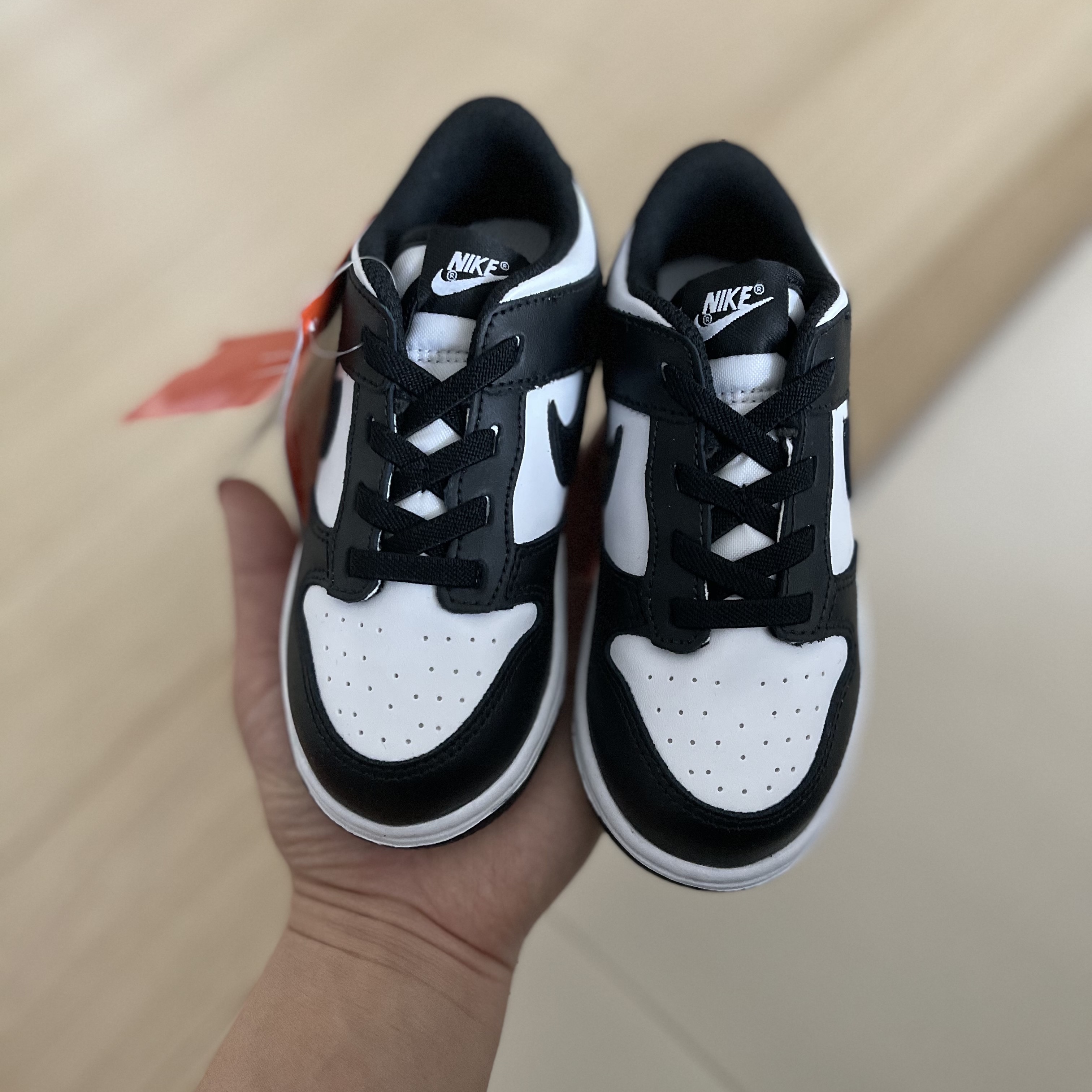 (TD) Nike Dunk Low Black 착용 스타일