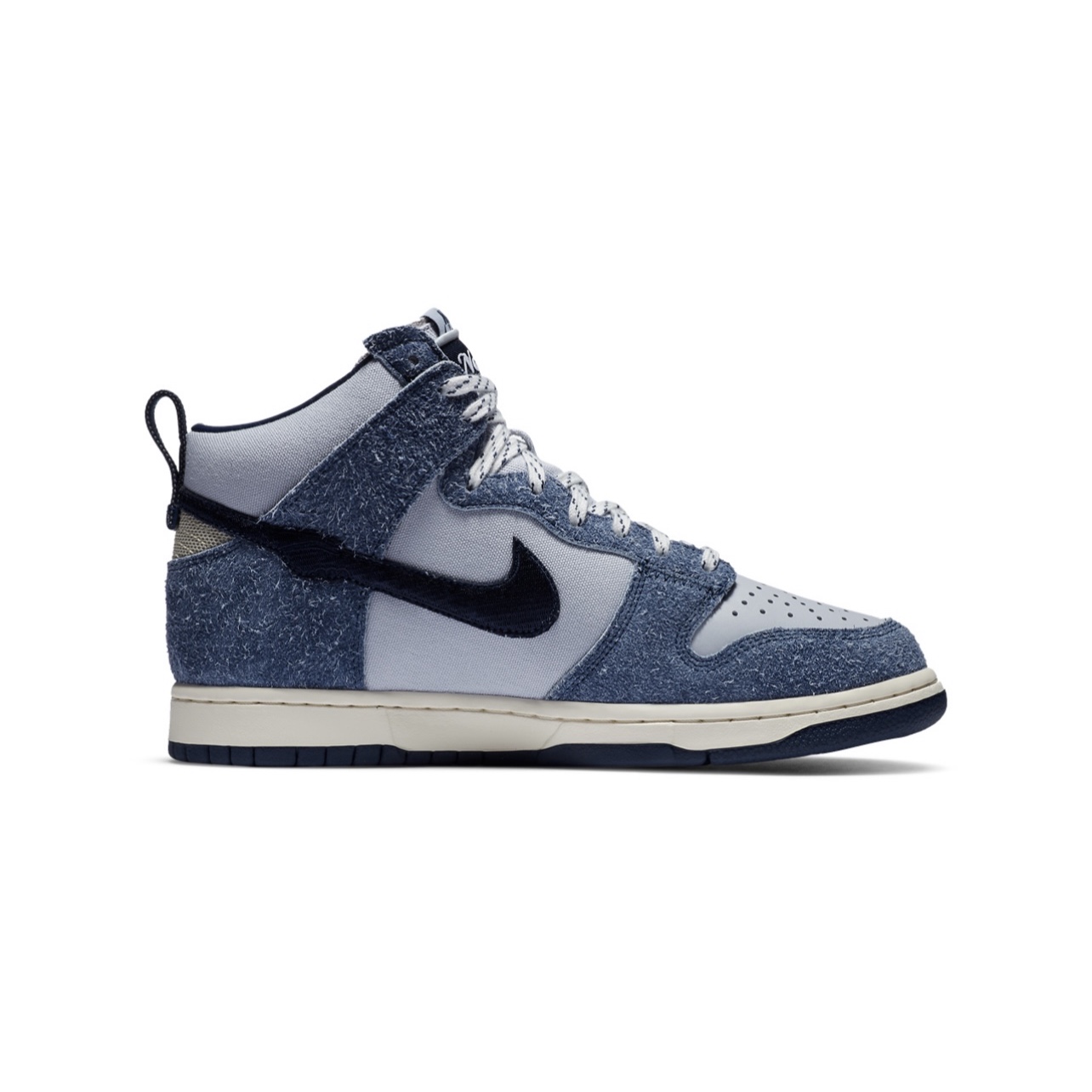 Nike x Undefeated Dunk Lux High White Infrared, Nike Dunk High Retro Vast Grey 착용 스타일 - 3