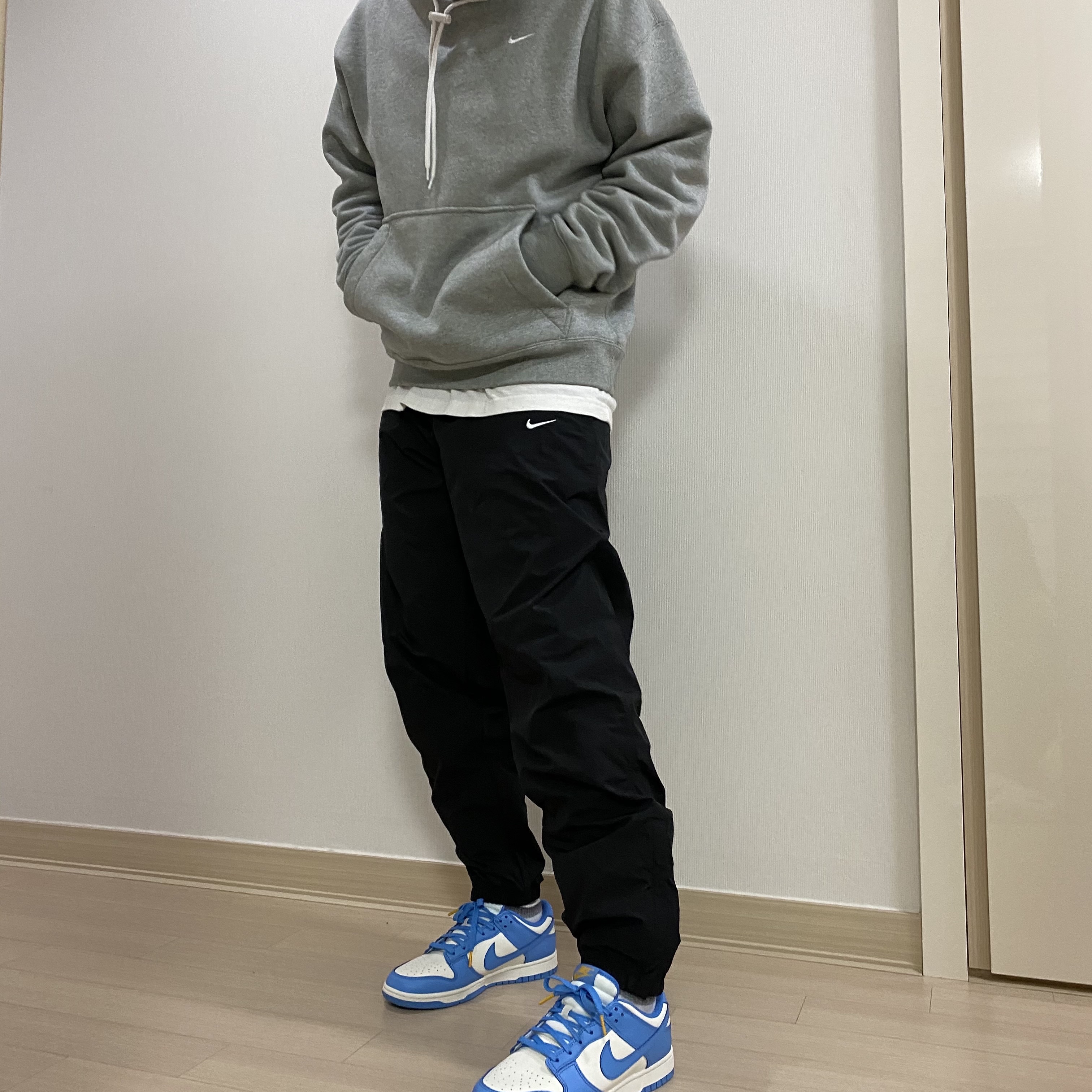 (W) Nike Dunk Low Coast, Nike M NRG Track Pants Black 착용 스타일