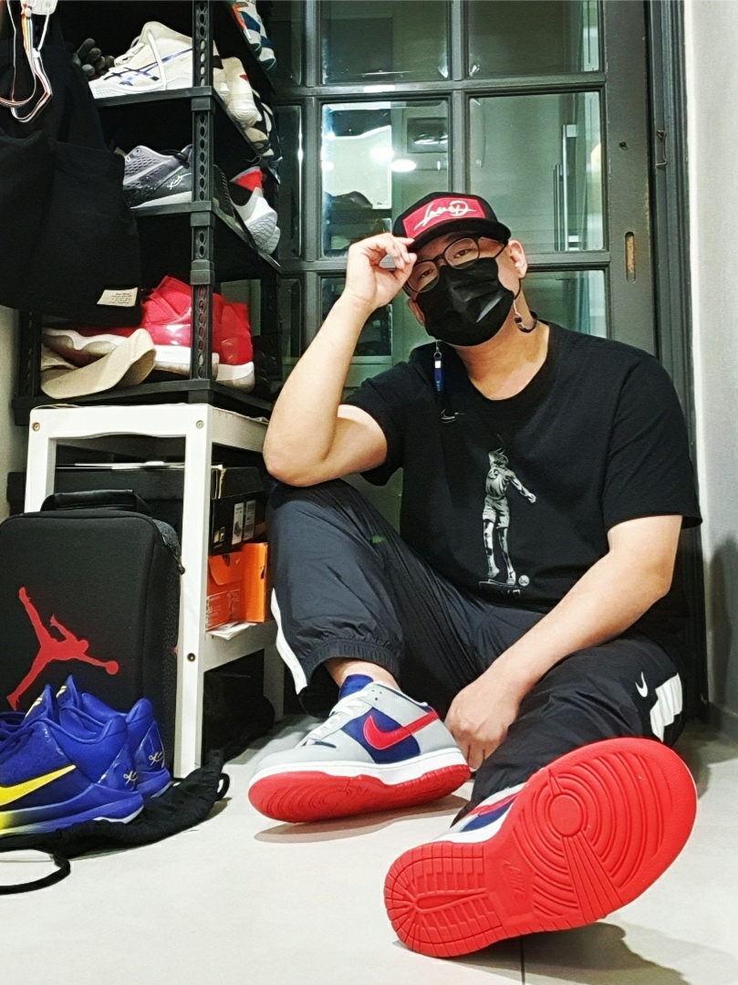 Nike Dunk Low SP Samba 2020 착용 스타일