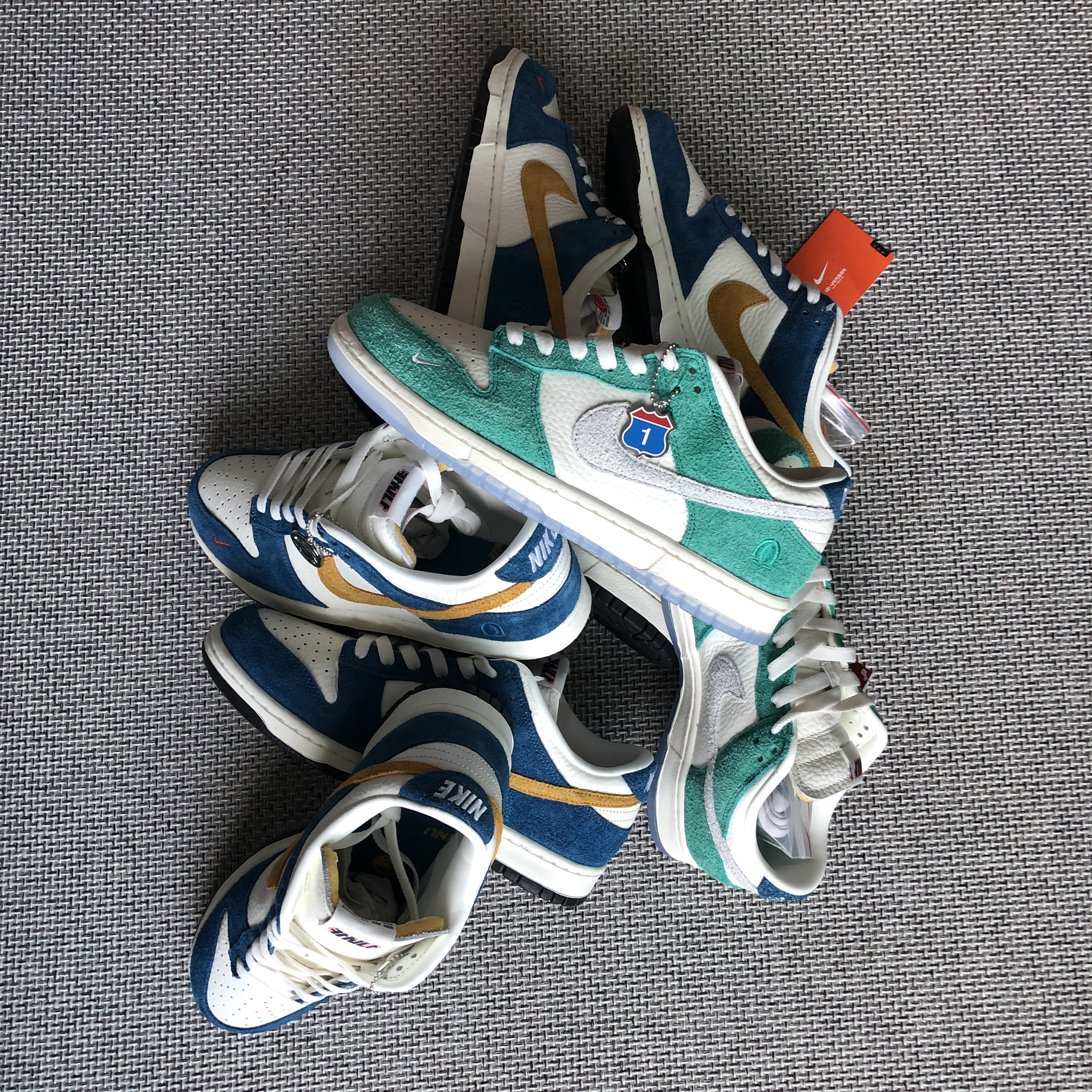 Nike x Kasina Dunk Low 80's Bus, Nike x Kasina Dunk Low Road Sign - Kasina Exclusive 착용 스타일 - 3