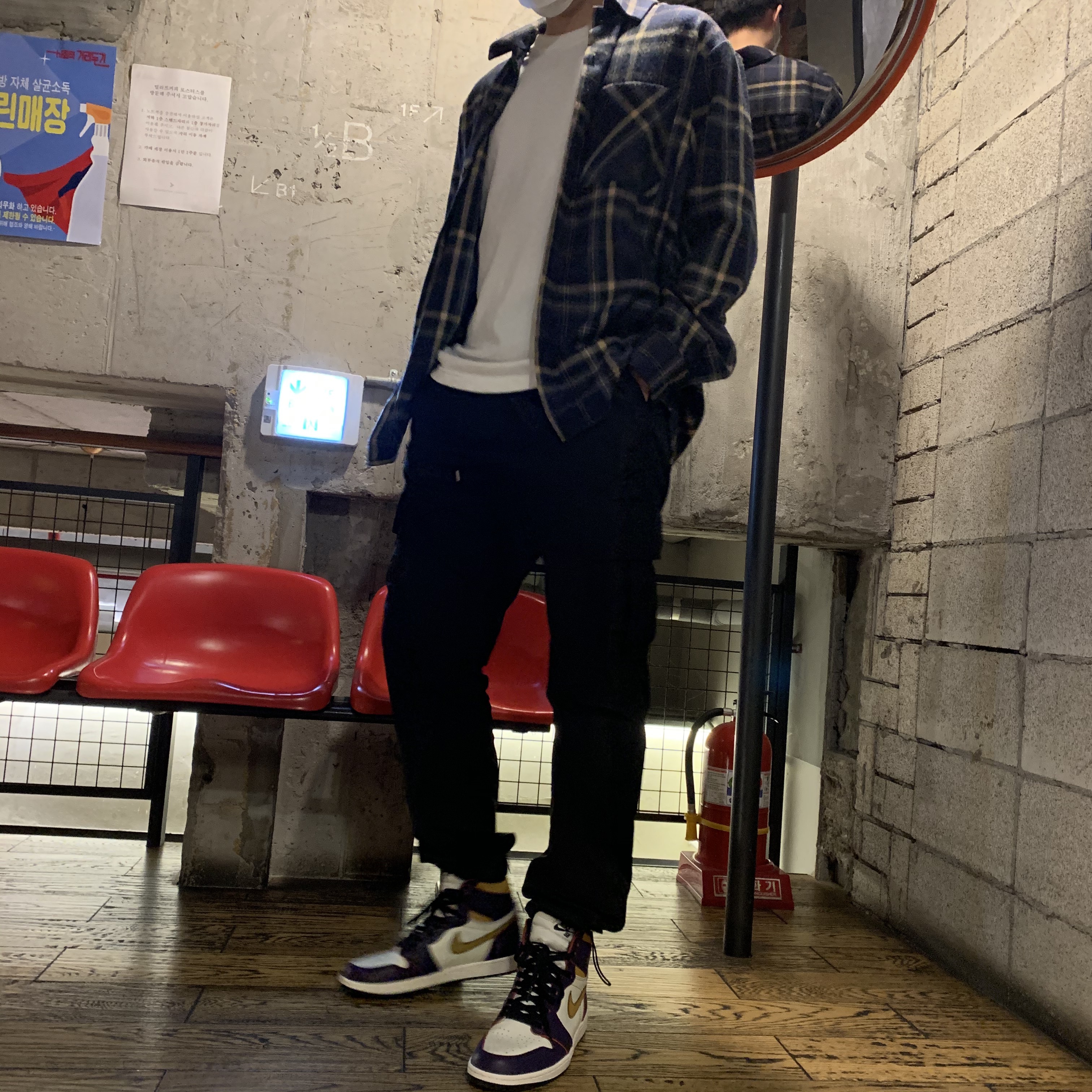 Jordan 1 Retro High OG Defiant SB LA to Chicago 착용 스타일
