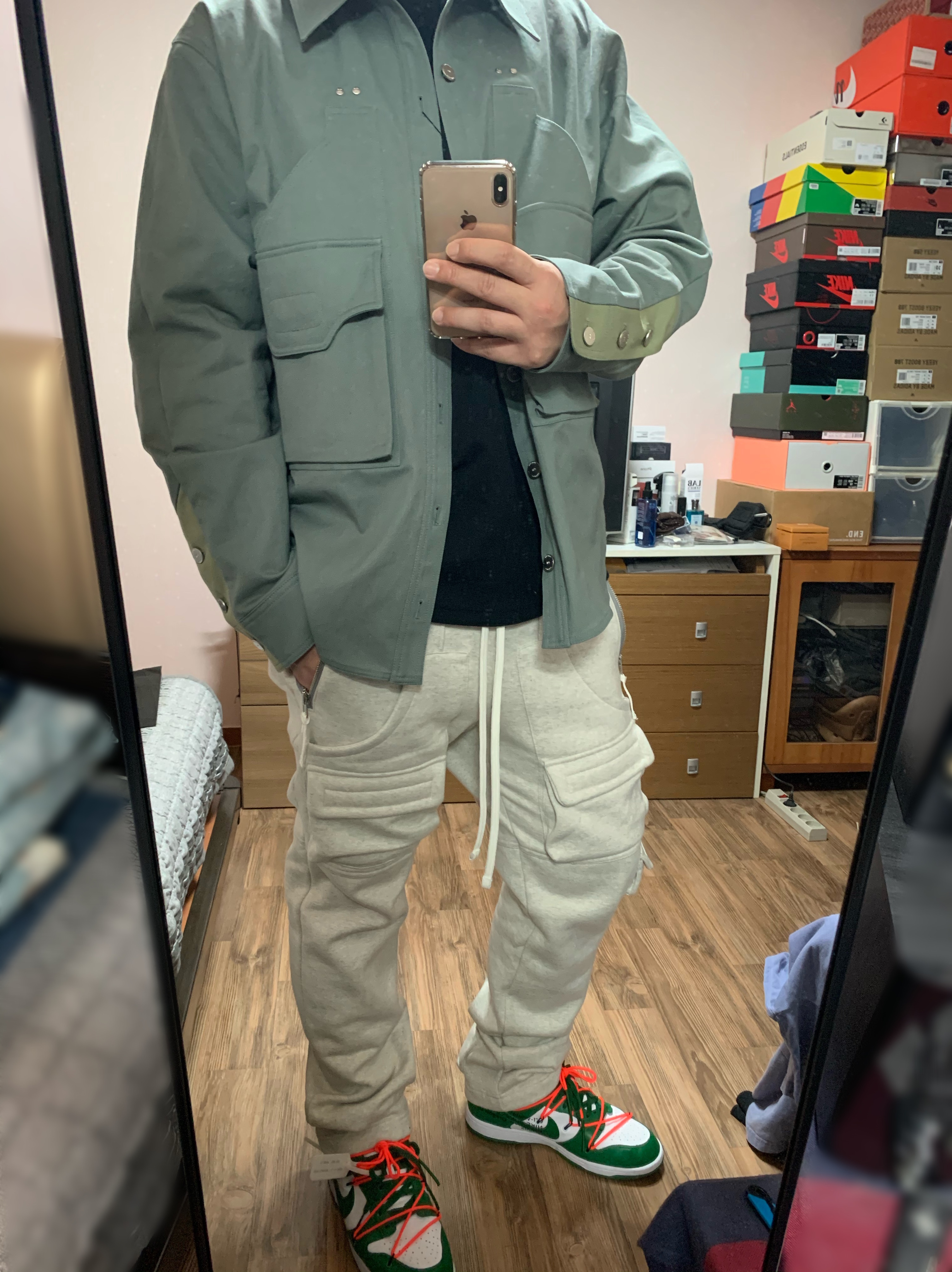 Nike x Off-White Dunk Low Pine Green 착용 스타일 - 2