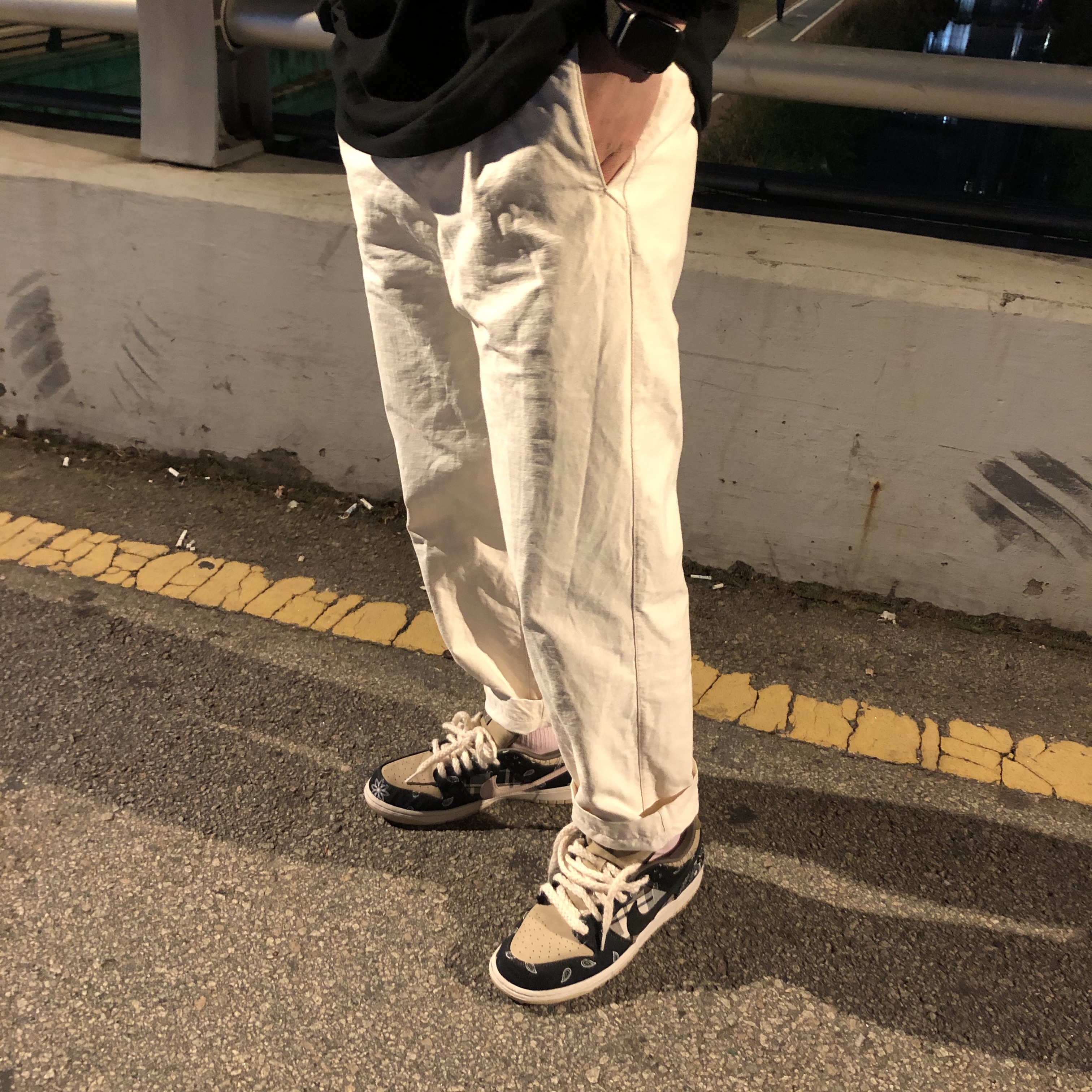 Nike x Travis Scott SB Dunk Low, Supreme Box Logo L/S T-Shirt Black - 20FW 착용 스타일 - 3