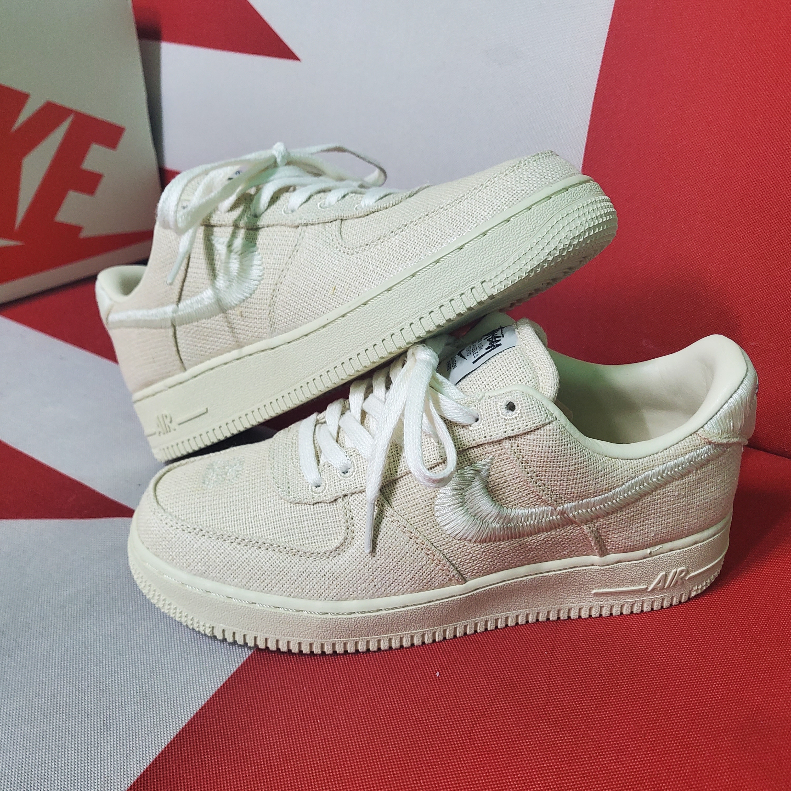 Nike x Stussy Air Force 1 Low Fossil 착용 스타일 - 1