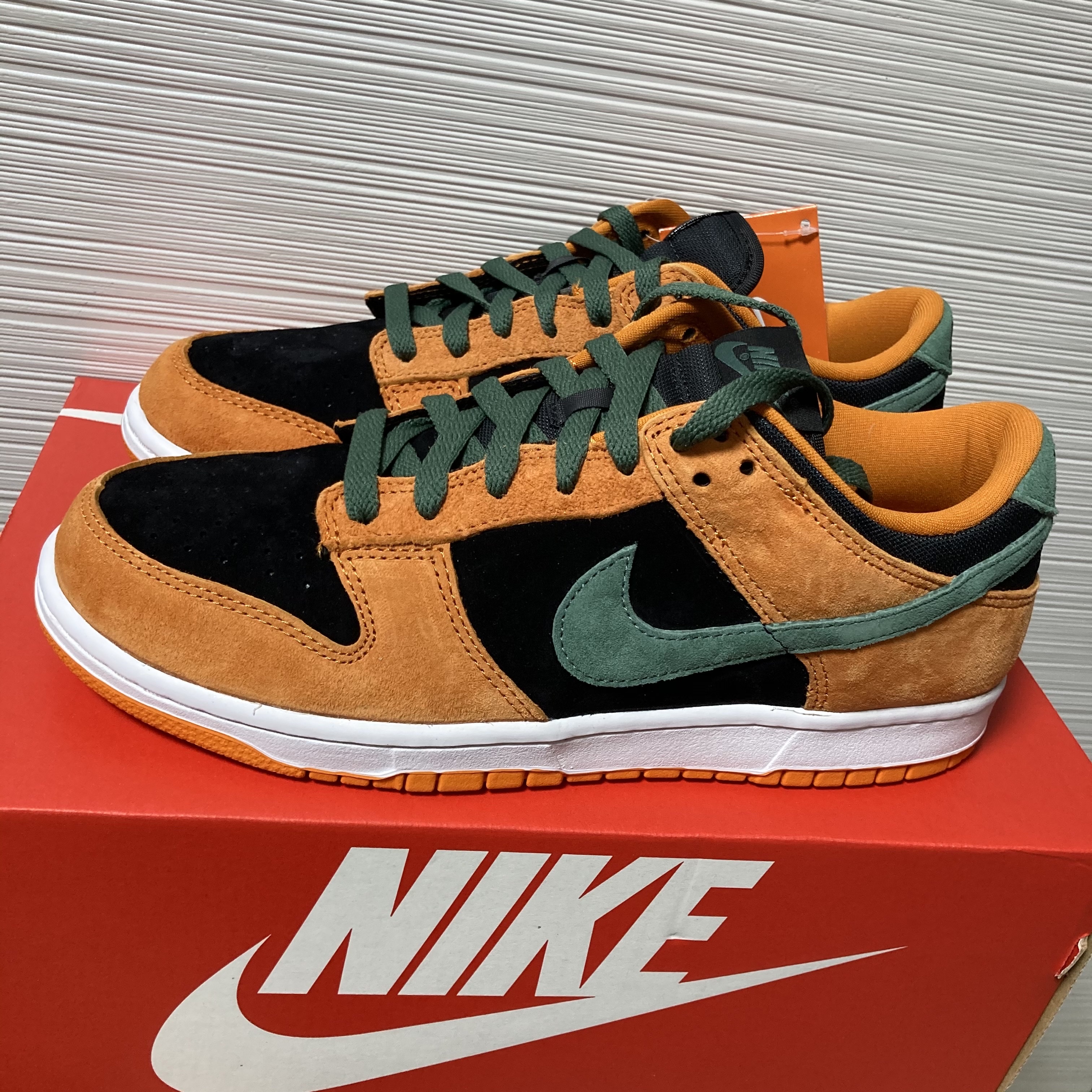 Nike Dunk Low SP Ceramic 착용 스타일 - 2