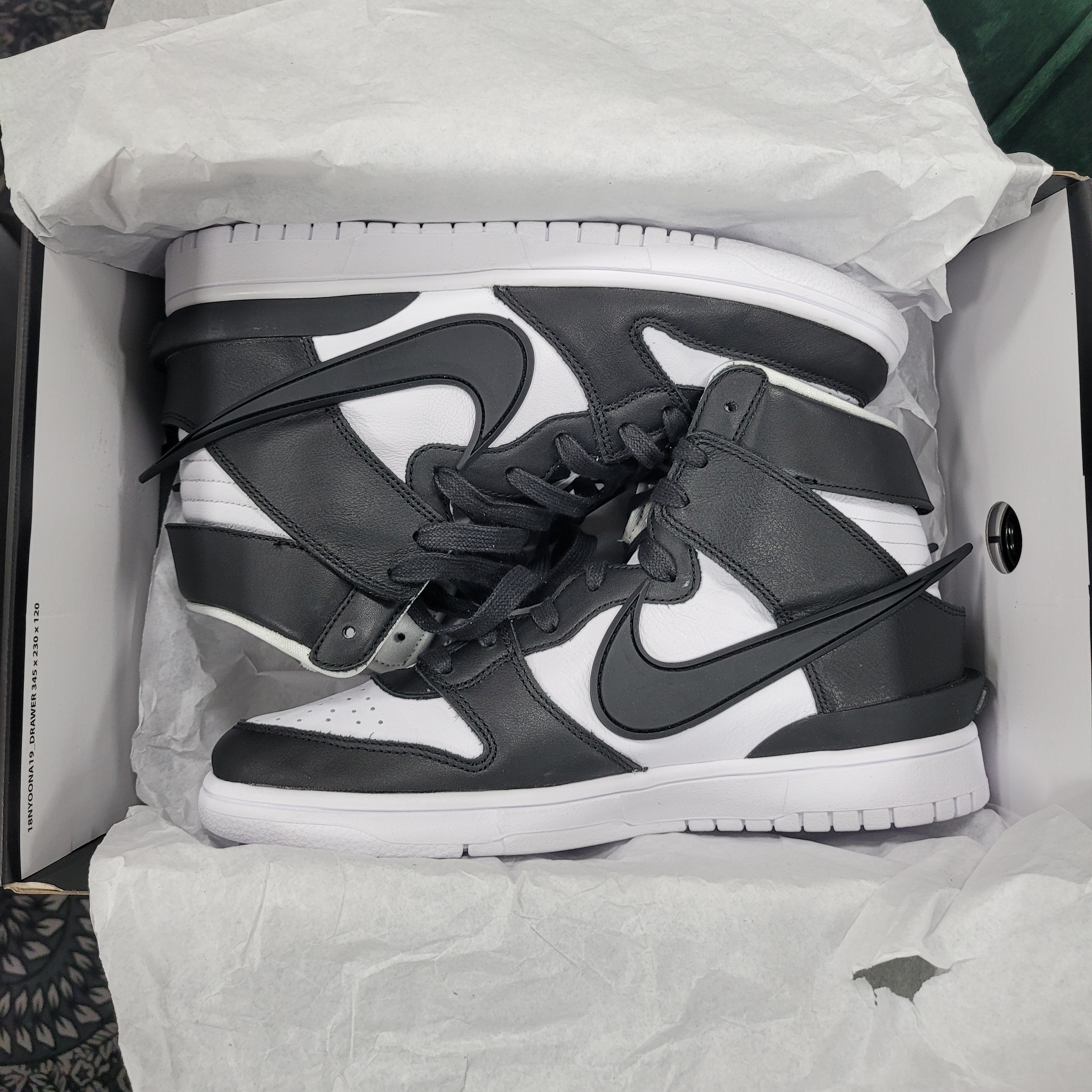 Nike x Ambush Dunk High Black 착용 스타일 - 3