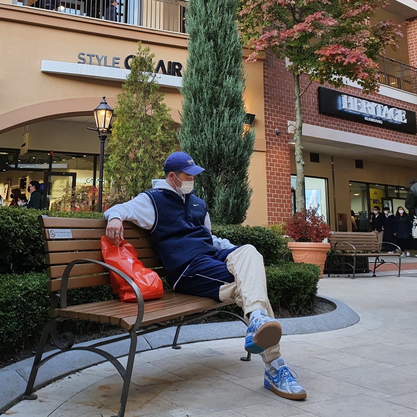 Nike x Off-White Air Rubber Dunk University Blue 착용 스타일